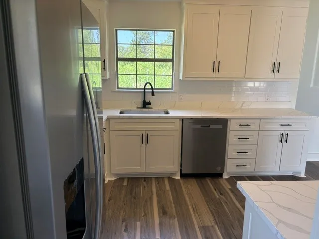 Single Family Residence For Sale in Van Zandt County , 2506 Vz County Road 2313, Eustace, Texas 75124, 4 Bedrooms, 3 Bathrooms, Garage spaces, 2,144 Sqft, built in 2005, Price $349,000, mls#21351740, Real Estate Agent in Eustace, Homes For Sale in Van Zandt county, Homes For Sale in Eustace, Realtor in Eustace Texas, Real Estate Brokerage Independent Realty Texas, Luminita Cordes Realtor