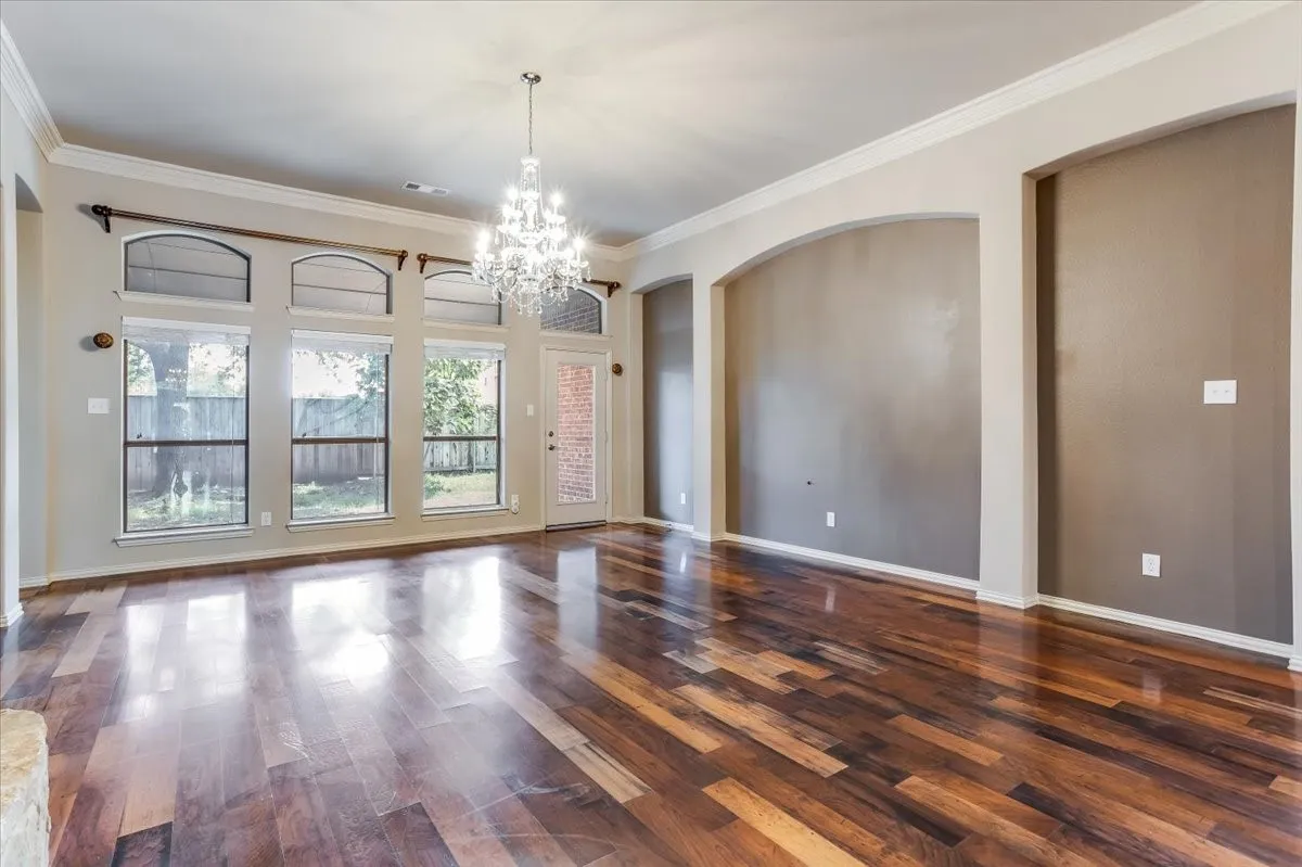 Single Family Residence For Sale in Collin County , 626 Waters Edge Way, Murphy, Texas 75094, 4 Bedroom, 4 Bathroom, 2 Garage spaces, 4,225 Sqft, built in 2006, Price $680,000, mls#21350609, Real Estate Agent in Murphy, Homes For Sale in Collin county, Homes For Sale in Murphy, Realtor in Murphy Texas, Real Estate Brokerage Independent Realty Texas, Luminita Cordes Realtor