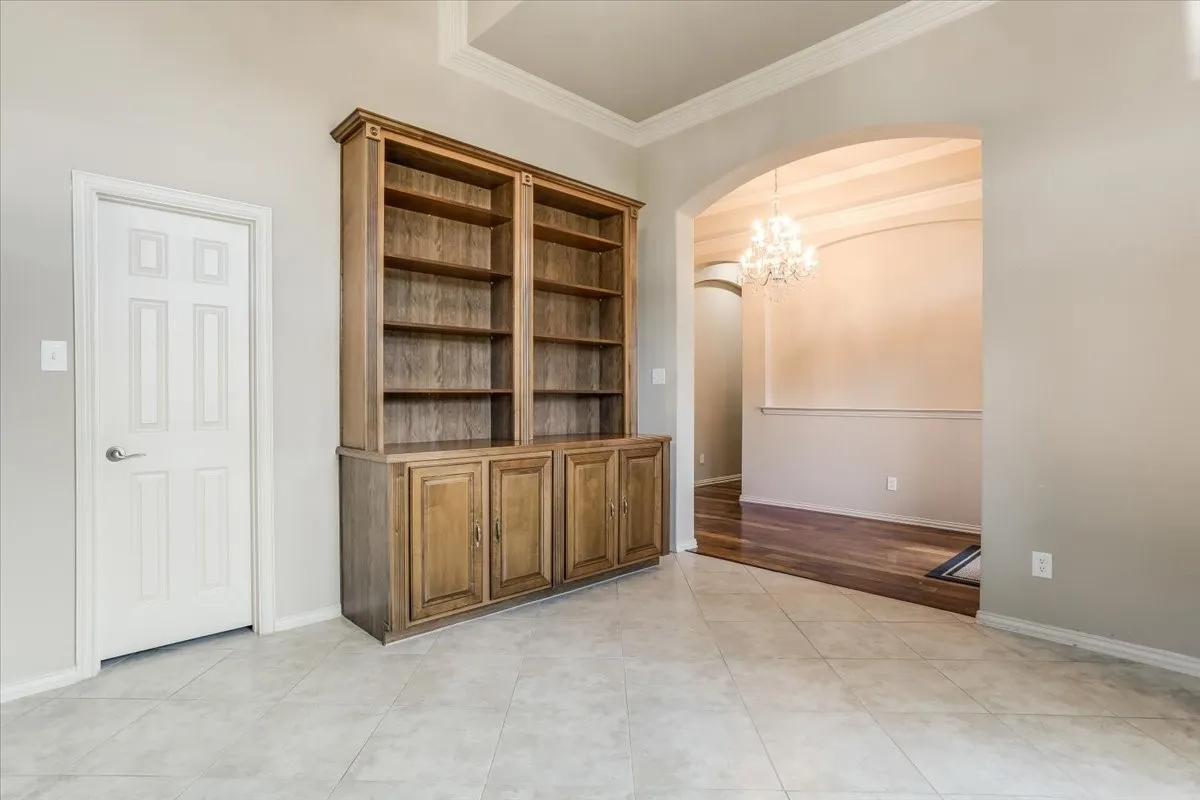 Single Family Residence For Sale in Collin County , 626 Waters Edge Way, Murphy, Texas 75094, 4 Bedroom, 4 Bathroom, 2 Garage spaces, 4,225 Sqft, built in 2006, Price $680,000, mls#21350609, Real Estate Agent in Murphy, Homes For Sale in Collin county, Homes For Sale in Murphy, Realtor in Murphy Texas, Real Estate Brokerage Independent Realty Texas, Luminita Cordes Realtor