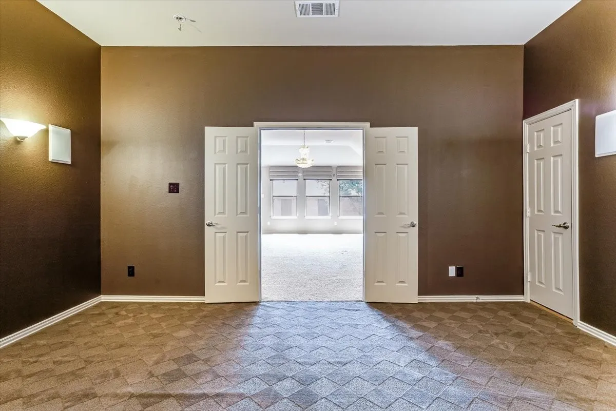 Single Family Residence For Sale in Collin County , 626 Waters Edge Way, Murphy, Texas 75094, 4 Bedroom, 4 Bathroom, 2 Garage spaces, 4,225 Sqft, built in 2006, Price $680,000, mls#21350609, Real Estate Agent in Murphy, Homes For Sale in Collin county, Homes For Sale in Murphy, Realtor in Murphy Texas, Real Estate Brokerage Independent Realty Texas, Luminita Cordes Realtor