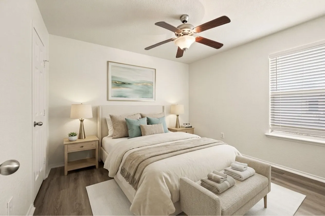 Single Family Residence For Sale in Tarrant County , 14145 Playa Trail, Fort Worth, Texas 76052, 3 Bedroom, 2 Bathroom, 2 Garage spaces, 1,736 Sqft, built in 2005, mls#21351475, Real Estate Agent in Fort Worth, Homes For Sale in Tarrant county, Homes For Sale in Fort Worth, Realtor in Fort Worth Texas, Real Estate Brokerage Independent Realty Texas, Luminita Cordes Realtor