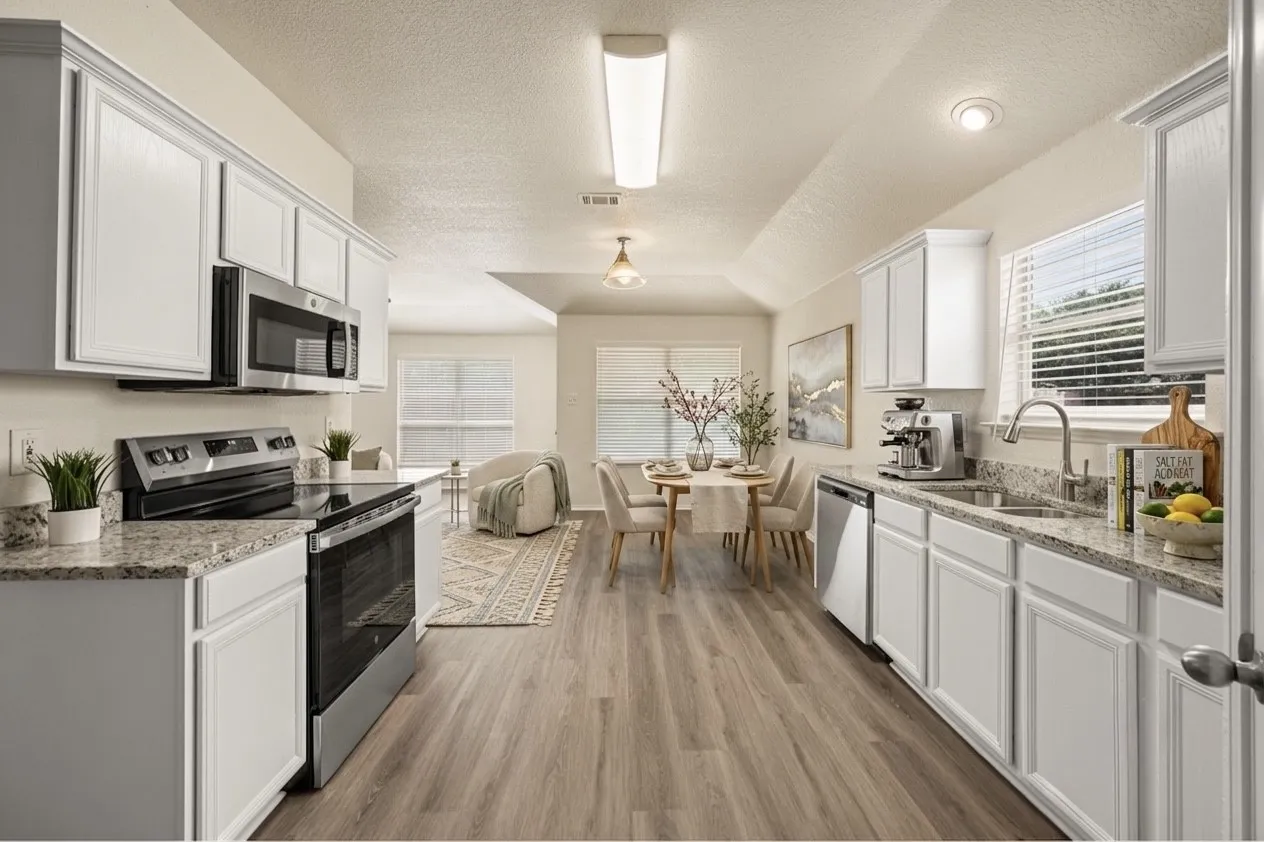 Single Family Residence For Sale in Tarrant County , 14145 Playa Trail, Fort Worth, Texas 76052, 3 Bedroom, 2 Bathroom, 2 Garage spaces, 1,736 Sqft, built in 2005, mls#21351475, Real Estate Agent in Fort Worth, Homes For Sale in Tarrant county, Homes For Sale in Fort Worth, Realtor in Fort Worth Texas, Real Estate Brokerage Independent Realty Texas, Luminita Cordes Realtor