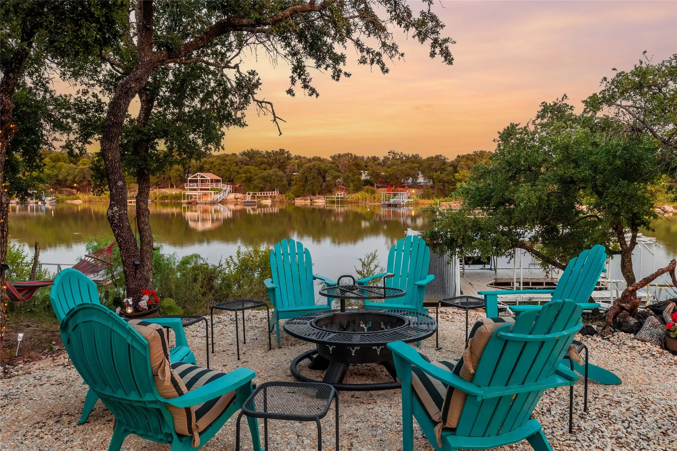 Gather around the fire pit and enjoy evenings filled with conversation, laughter, and lake breezes.