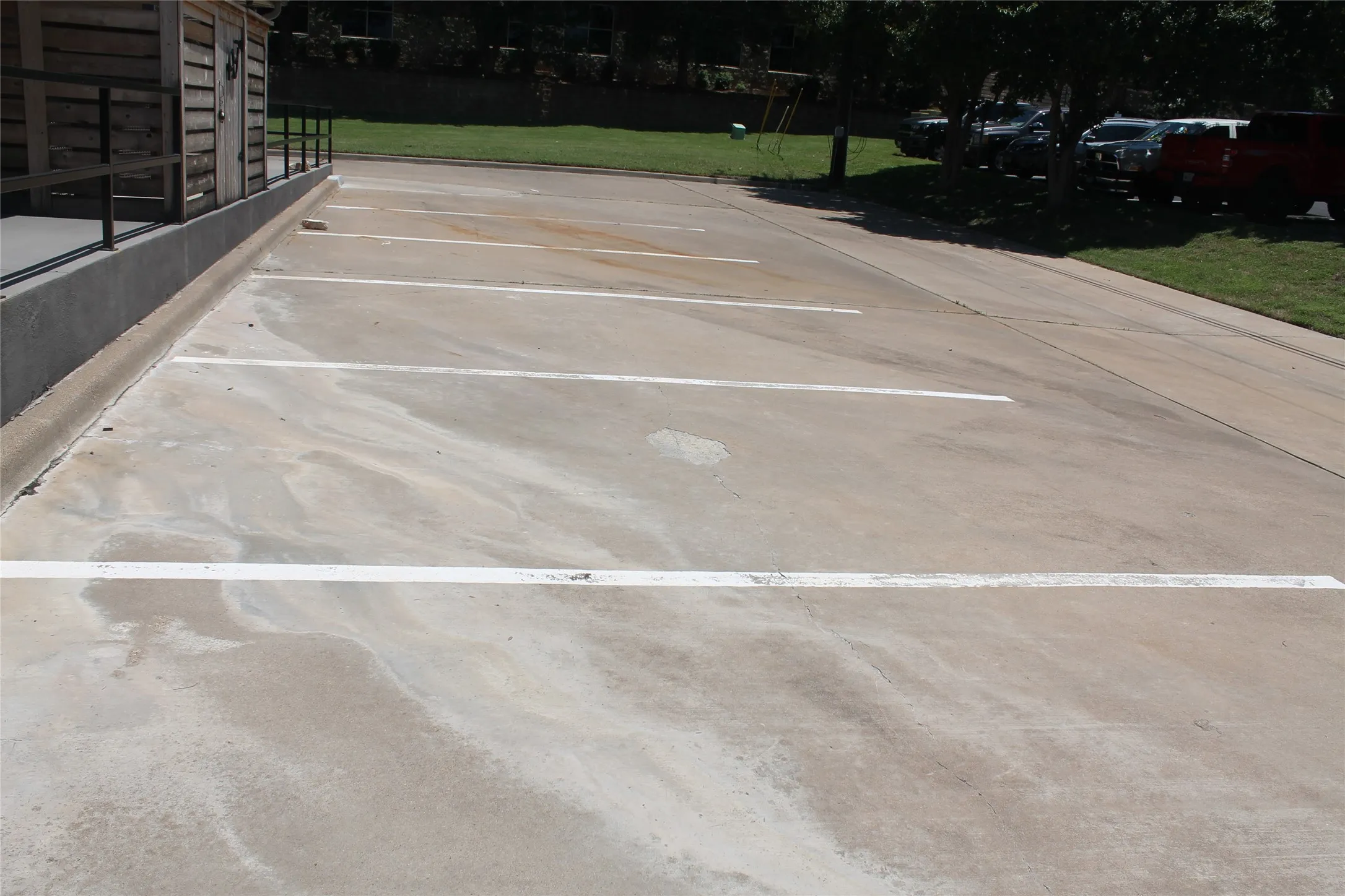 Office For Sale in Mc Lennan County , 3400 Hillcrest Drive, Waco, Texas 76708, 0, 0, Garage spaces, 0 Sqft, built in 1986, Price $685,000, mls#21351093, Real Estate Agent in Waco, Homes For Sale in Mc Lennan county, Homes For Sale in Waco, Realtor in Waco Texas, Real Estate Brokerage Independent Realty Texas, Luminita Cordes Realtor