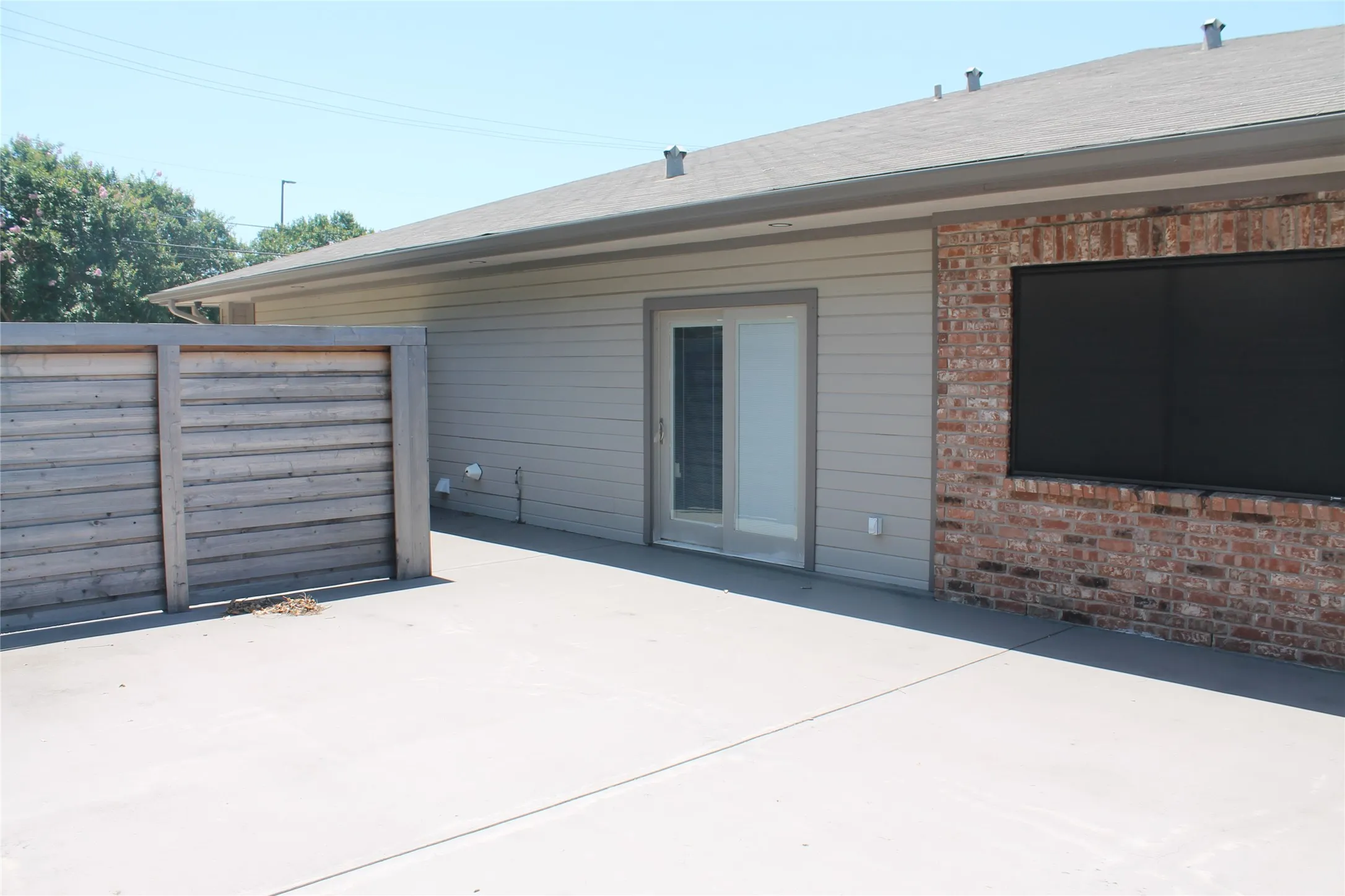 Office For Sale in Mc Lennan County , 3400 Hillcrest Drive, Waco, Texas 76708, 0, 0, Garage spaces, 0 Sqft, built in 1986, Price $685,000, mls#21351093, Real Estate Agent in Waco, Homes For Sale in Mc Lennan county, Homes For Sale in Waco, Realtor in Waco Texas, Real Estate Brokerage Independent Realty Texas, Luminita Cordes Realtor