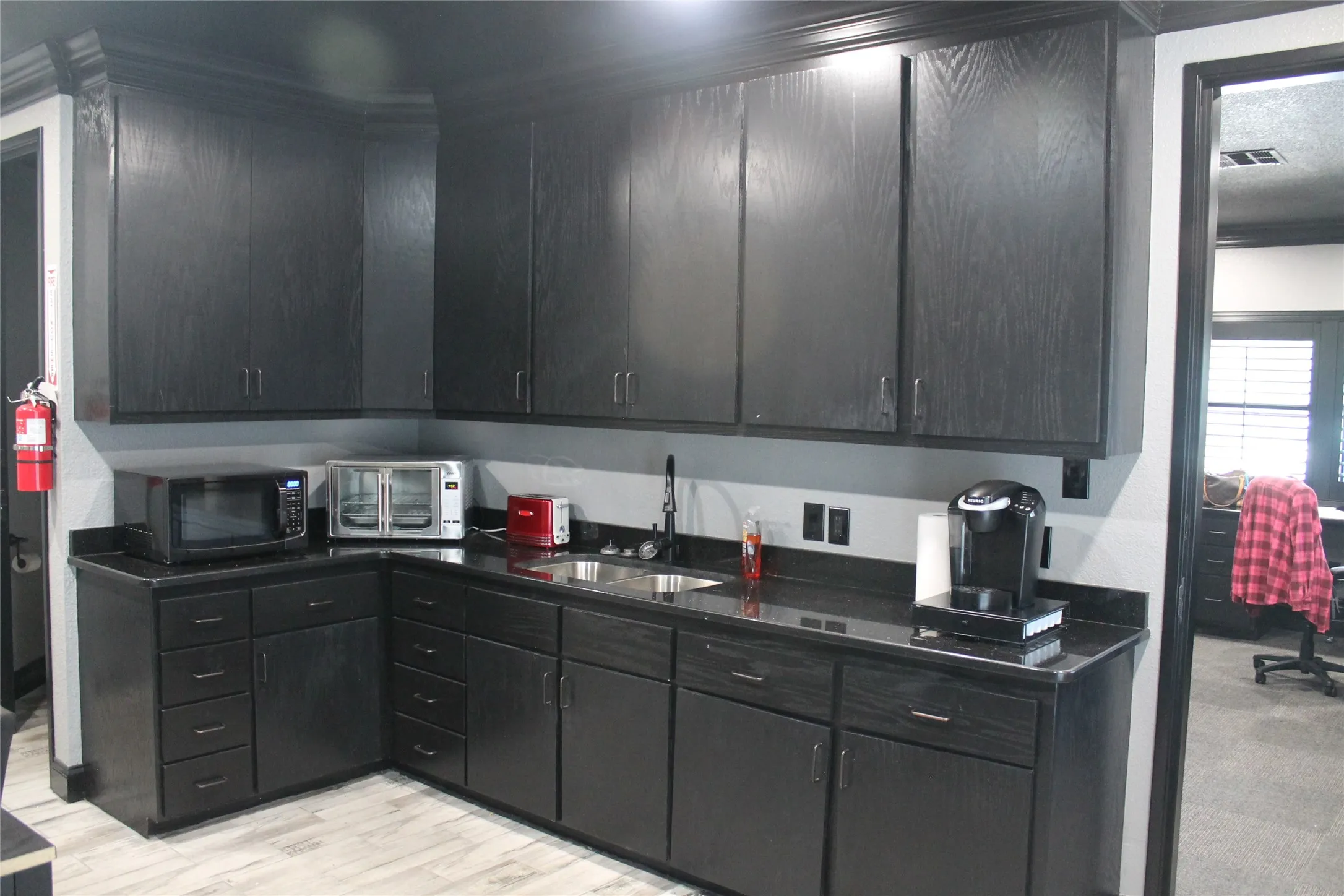 Office For Sale in Mc Lennan County , 3400 Hillcrest Drive, Waco, Texas 76708, 0, 0, Garage spaces, 0 Sqft, built in 1986, Price $685,000, mls#21351093, Real Estate Agent in Waco, Homes For Sale in Mc Lennan county, Homes For Sale in Waco, Realtor in Waco Texas, Real Estate Brokerage Independent Realty Texas, Luminita Cordes Realtor