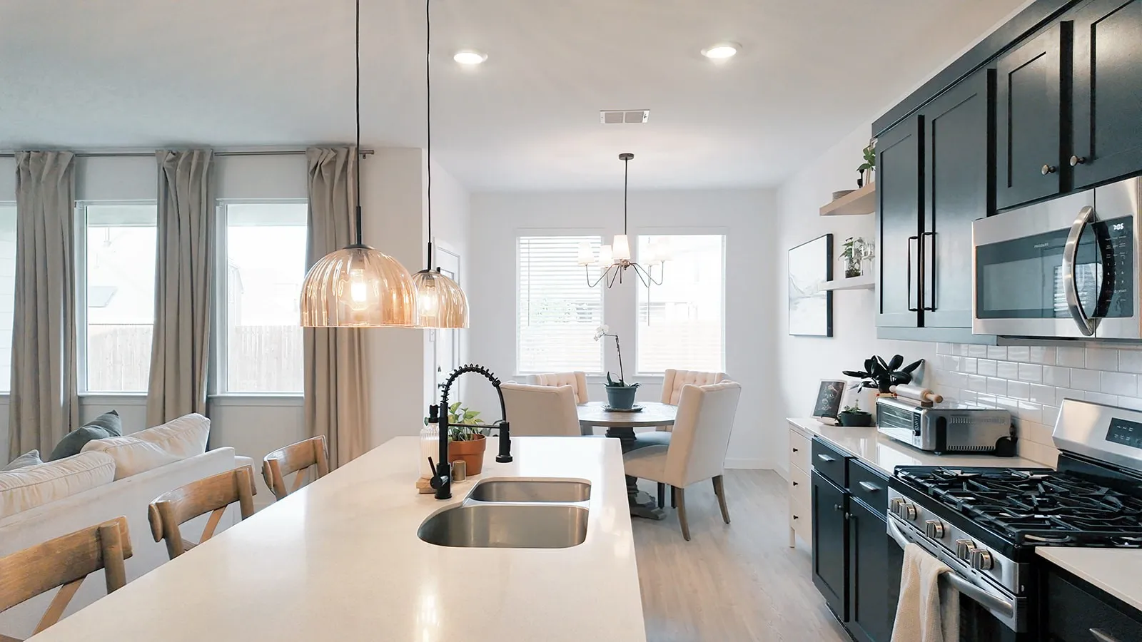 Single Family Residence For Rent in Denton County , 319 Sedalia Trail, Justin, Texas 76247, 4 Bedroom, 2 Bathroom, 2 Garage spaces, 1,834 Sqft, built in 2024, mls#21351742, Real Estate Agent in Justin, Homes For Rent in Denton county, Homes For Rent in Justin, Realtor in Justin Texas, Real Estate Brokerage Independent Realty Texas, Luminita Cordes Realtor