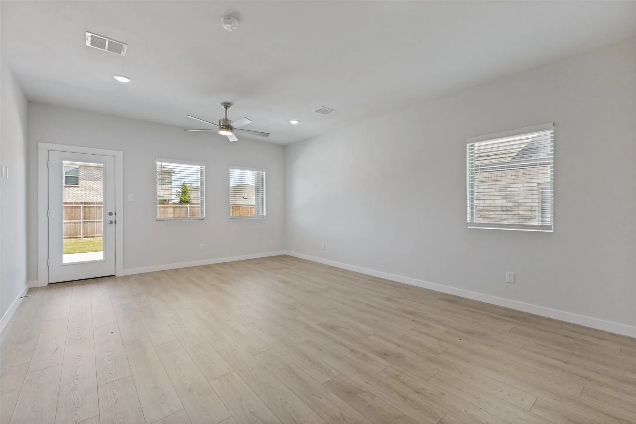 Single Family Residence For Sale in Collin County , 512 Green Grass, Princeton, Texas 75071, 4 Bedroom, 3 Bathroom, 2 Garage spaces, 1,906 Sqft, built in 2026, mls#21351629, Real Estate Agent in Princeton, Homes For Sale in Collin county, Homes For Sale in Princeton, Realtor in Princeton Texas, Real Estate Brokerage Independent Realty Texas, Luminita Cordes Realtor