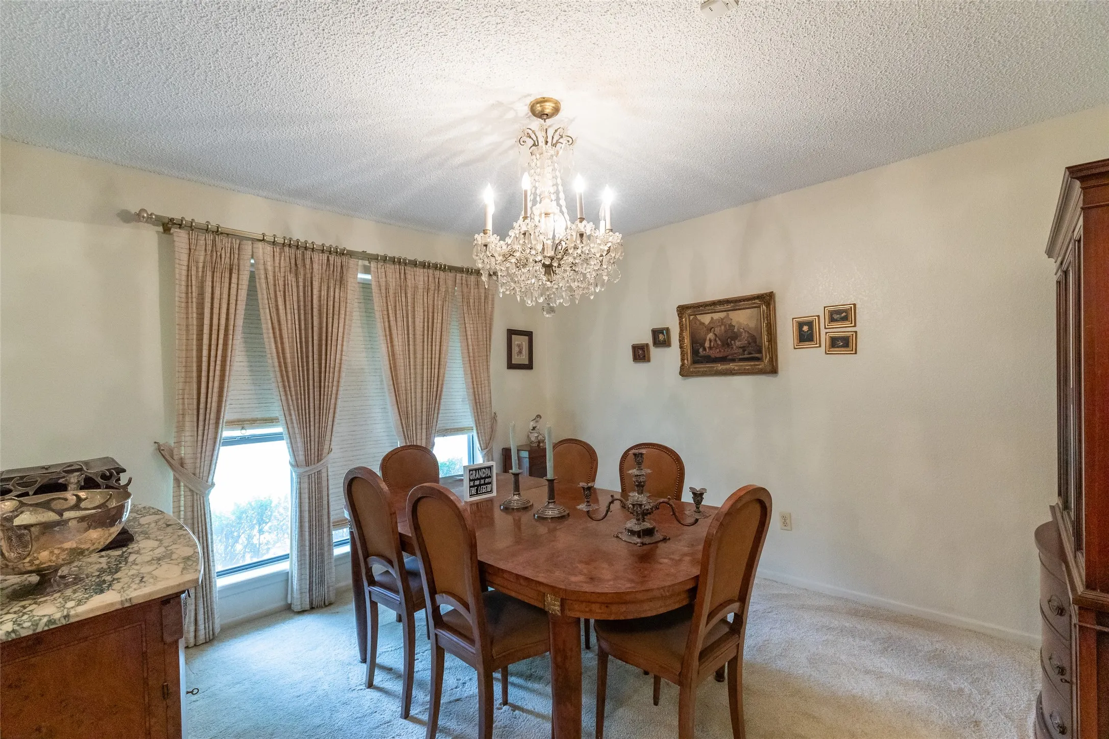 Single Family Residence For Sale in Taylor County , 1809 Lytle Shores Drive, Abilene, Texas 79602, 3 Bedroom, 2 Bathroom, 2 Garage spaces, 2,440 Sqft, built in 1979, mls#21351733, Real Estate Agent in Abilene, Homes For Sale in Taylor county, Homes For Sale in Abilene, Realtor in Abilene Texas, Real Estate Brokerage Independent Realty Texas, Luminita Cordes Realtor