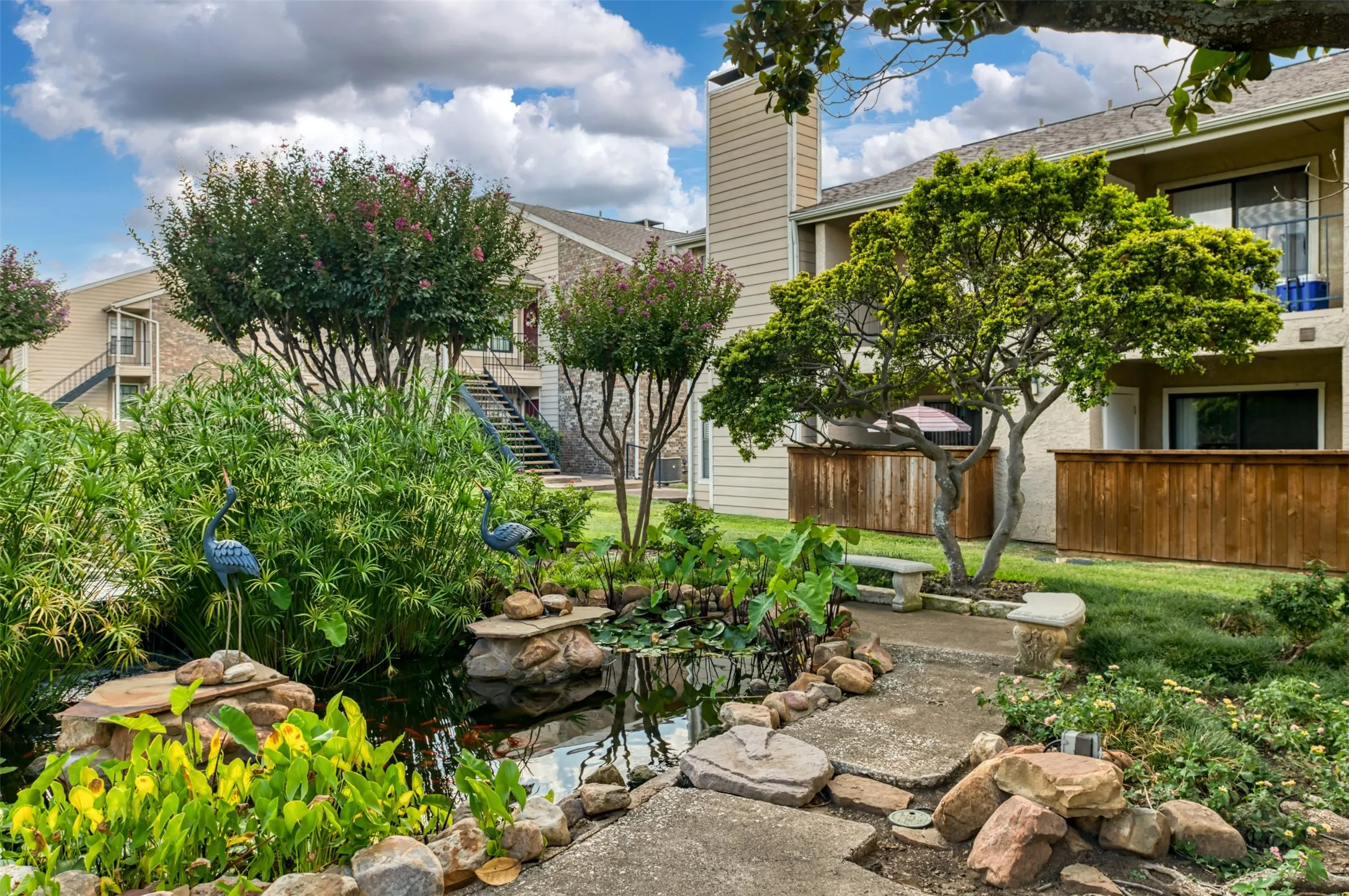 Condominium For Rent in Collin County , 4748 Old Bent Tree Lane 1601, Dallas, Texas 75287, 1 Bedroom, 2 Bathrooms, Garage spaces, 889 Sqft, built in 1985, Price $1,600, mls#21341939, Real Estate Agent in Dallas, Homes For Rent in Collin county, Homes For Rent in Dallas, Realtor in Dallas Texas, Real Estate Brokerage Independent Realty Texas, Luminita Cordes Realtor