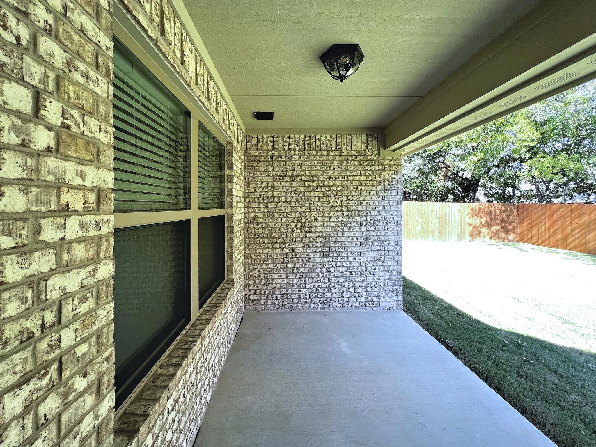 Single Family Residence For Rent in Parker County , 219 Clover Circle, Weatherford, Texas 76086, 3 Bedroom, 2 Bathroom, 2 Garage spaces, 1,575 Sqft, built in 2022, mls#21350591, Real Estate Agent in Weatherford, Homes For Rent in Parker county, Homes For Rent in Weatherford, Realtor in Weatherford Texas, Real Estate Brokerage Independent Realty Texas, Luminita Cordes Realtor