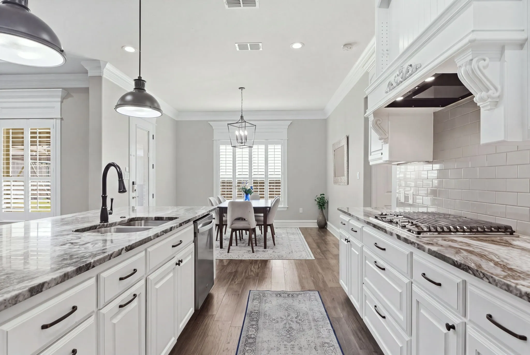 Single Family Residence For Sale in Smith County , 2513 Barton Creek Circle, Tyler, Texas 75703, 4 Bedroom, 2 Bathroom, 2 Garage spaces, 2,265 Sqft, built in 2017, mls#21349399, Real Estate Agent in Tyler, Homes For Sale in Smith county, Homes For Sale in Tyler, Realtor in Tyler Texas, Real Estate Brokerage Independent Realty Texas, Luminita Cordes Realtor