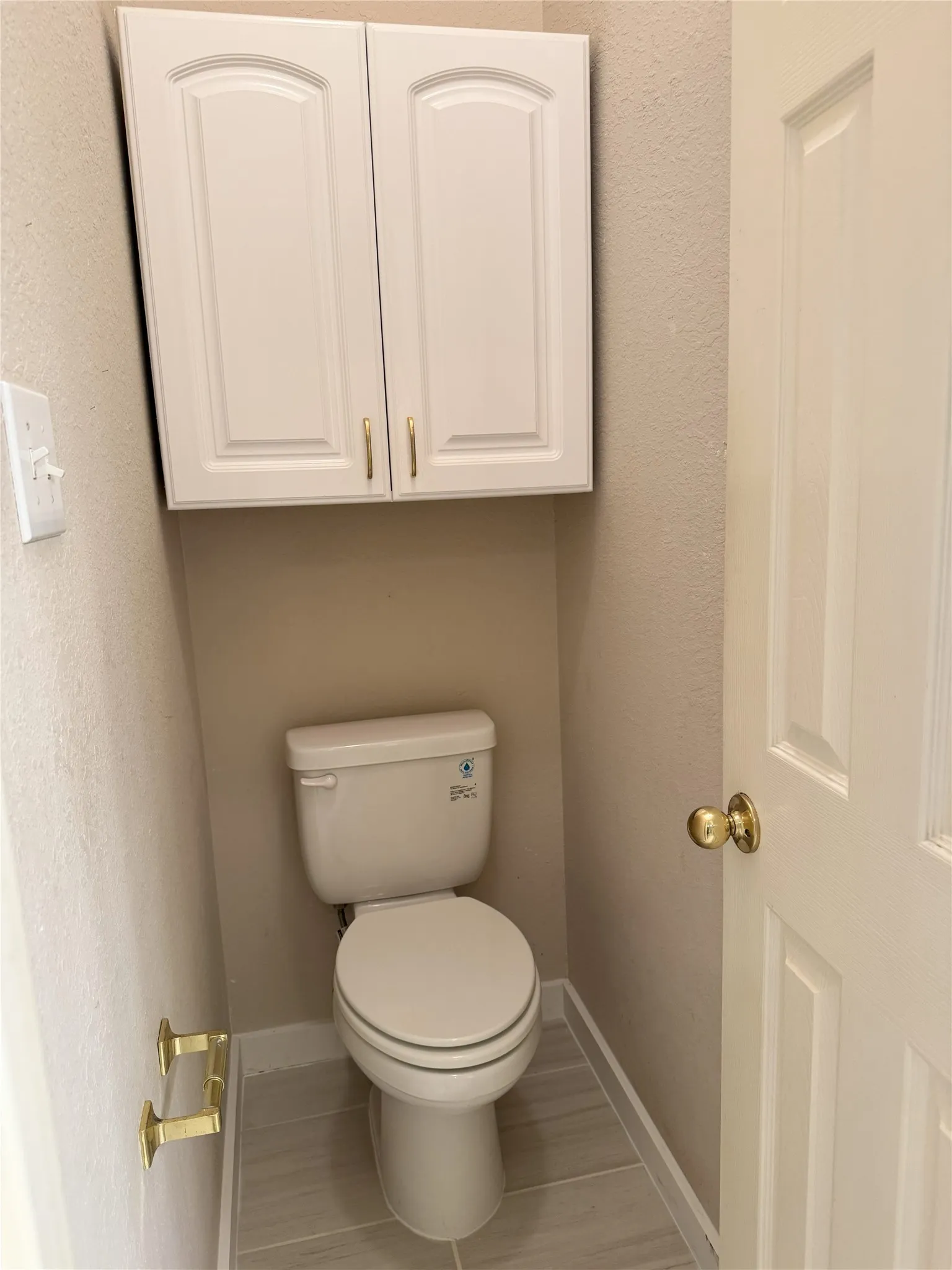 Single Family Residence For Rent in Tarrant County , 215 Springpark Drive, Arlington, Texas 76014, 3 Bedroom, 2 Bathroom, 2 Garage spaces, 2,137 Sqft, built in 1994, mls#21348071, Real Estate Agent in Arlington, Homes For Rent in Tarrant county, Homes For Rent in Arlington, Realtor in Arlington Texas, Real Estate Brokerage Independent Realty Texas, Luminita Cordes Realtor