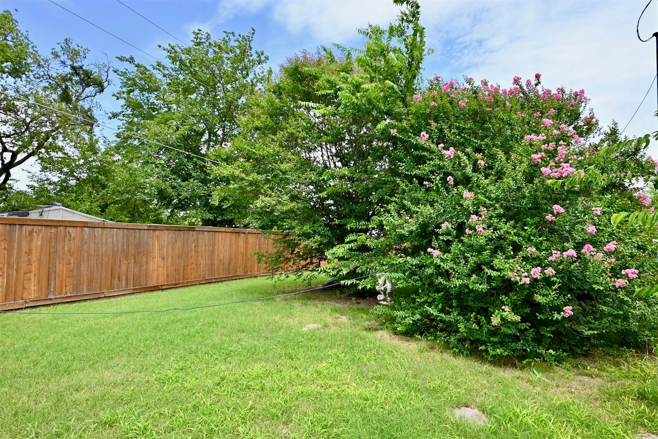 Mobile Home For Sale in Denton County , 4362 Sunset Circle, The Colony, Texas 75056, 1 Bedroom, 1 Bathroom, Garage spaces, 1,820 Sqft, built in 1984, Price $250,000, mls#21323462, Real Estate Agent in The Colony, Homes For Sale in Denton county, Homes For Sale in The Colony, Realtor in The Colony Texas, Real Estate Brokerage Independent Realty Texas, Luminita Cordes Realtor