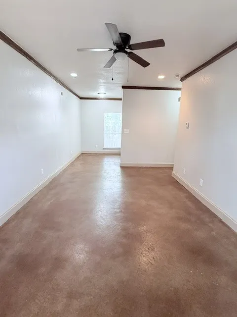 Triplex For Sale in Mc Lennan County , 1708 S 9th Street A B C, Waco, Texas 76706, 9 Bedroom, 6 Bathroom, Garage spaces, 4,399 Sqft, built in 2000, mls#21350650, Real Estate Agent in Waco, Homes For Sale in Mc Lennan county, Homes For Sale in Waco, Realtor in Waco Texas, Real Estate Brokerage Independent Realty Texas, Luminita Cordes Realtor
