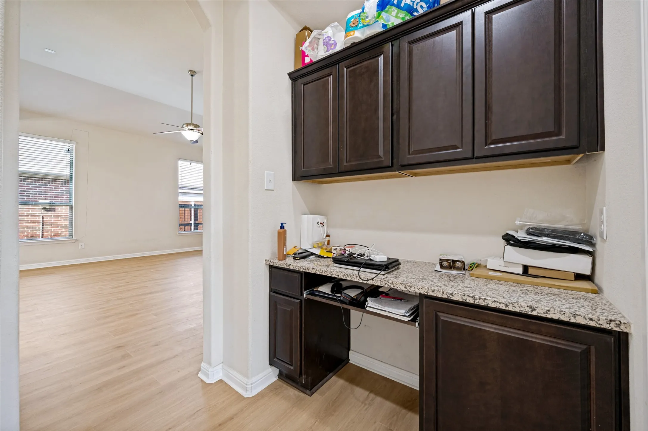 Single Family Residence For Rent in Denton County , 929 Green Coral Drive, Little Elm, Texas 75068, 4 Bedroom, 2 Bathroom, 2 Garage spaces, 2,175 Sqft, built in 2013, mls#21351579, Real Estate Agent in Little Elm, Homes For Rent in Denton county, Homes For Rent in Little Elm, Realtor in Little Elm Texas, Real Estate Brokerage Independent Realty Texas, Luminita Cordes Realtor