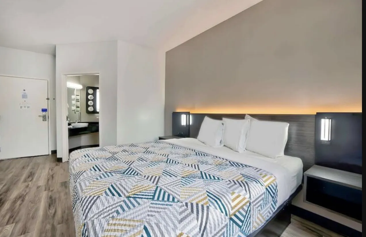 Hotel/Motel For Sale in Tarrant County , 8601 Benbrook Boulevard, Benbrook, Texas 76126, 0, 0, Garage spaces, 0 Sqft, built in 1999, Price $6,000,000, mls#21351807, Real Estate Agent in Benbrook, Homes For Sale in Tarrant county, Homes For Sale in Benbrook, Realtor in Benbrook Texas, Real Estate Brokerage Independent Realty Texas, Luminita Cordes Realtor