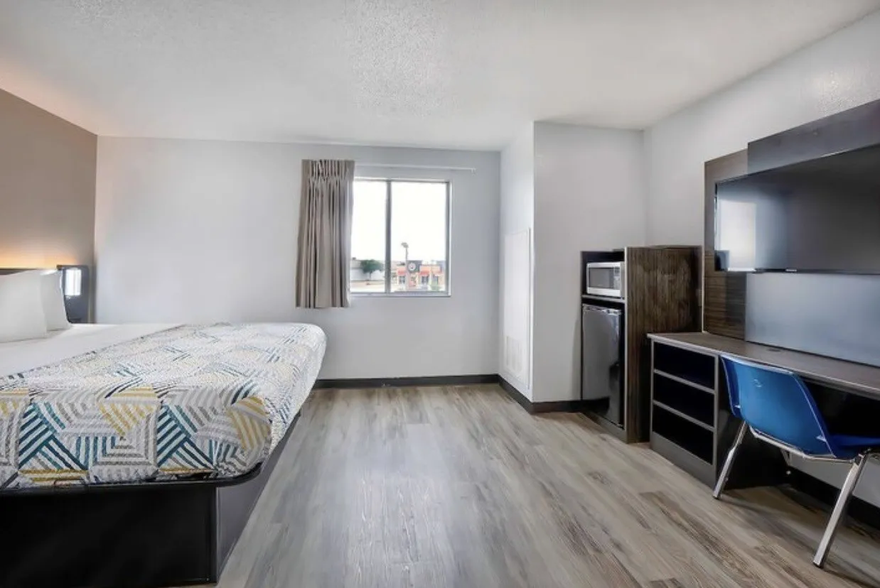 Hotel/Motel For Sale in Tarrant County , 8601 Benbrook Boulevard, Benbrook, Texas 76126, 0, 0, Garage spaces, 0 Sqft, built in 1999, Price $6,000,000, mls#21351807, Real Estate Agent in Benbrook, Homes For Sale in Tarrant county, Homes For Sale in Benbrook, Realtor in Benbrook Texas, Real Estate Brokerage Independent Realty Texas, Luminita Cordes Realtor