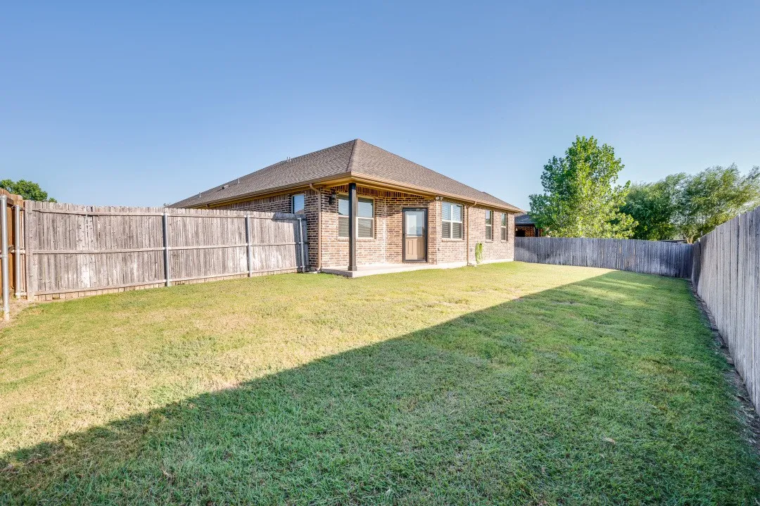 Single Family Residence For Rent in Denton County , 41 Kramer Lane, Sanger, Texas 76266, 4 Bedroom, 2 Bathroom, 2 Garage spaces, 1,987 Sqft, built in 2016, mls#21351813, Real Estate Agent in Sanger, Homes For Rent in Denton county, Homes For Rent in Sanger, Realtor in Sanger Texas, Real Estate Brokerage Independent Realty Texas, Luminita Cordes Realtor