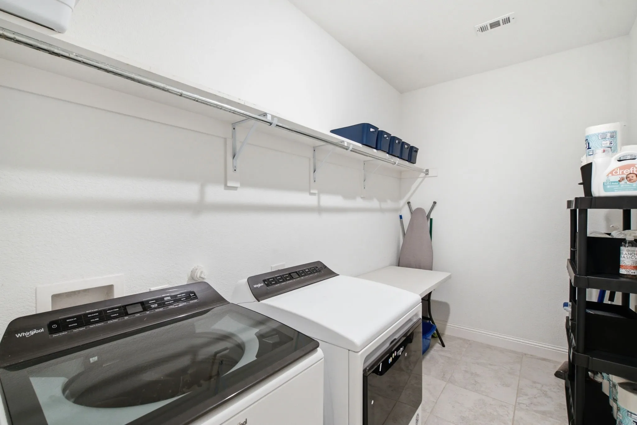 Single Family Residence For Sale in Parker County , 14925 Belclaire Avenue, Aledo, Texas 76008, 3 Bedroom, 2 Bathroom, 2 Garage spaces, 2,317 Sqft, built in 2018, mls#21350961, Real Estate Agent in Aledo, Homes For Sale in Parker county, Homes For Sale in Aledo, Realtor in Aledo Texas, Real Estate Brokerage Independent Realty Texas, Luminita Cordes Realtor