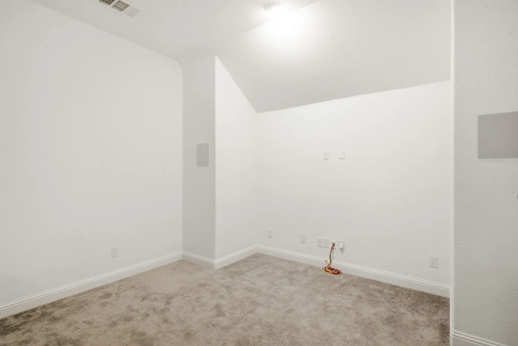 Single Family Residence For Sale in Parker County , 14925 Belclaire Avenue, Aledo, Texas 76008, 3 Bedroom, 2 Bathroom, 2 Garage spaces, 2,317 Sqft, built in 2018, mls#21350961, Real Estate Agent in Aledo, Homes For Sale in Parker county, Homes For Sale in Aledo, Realtor in Aledo Texas, Real Estate Brokerage Independent Realty Texas, Luminita Cordes Realtor