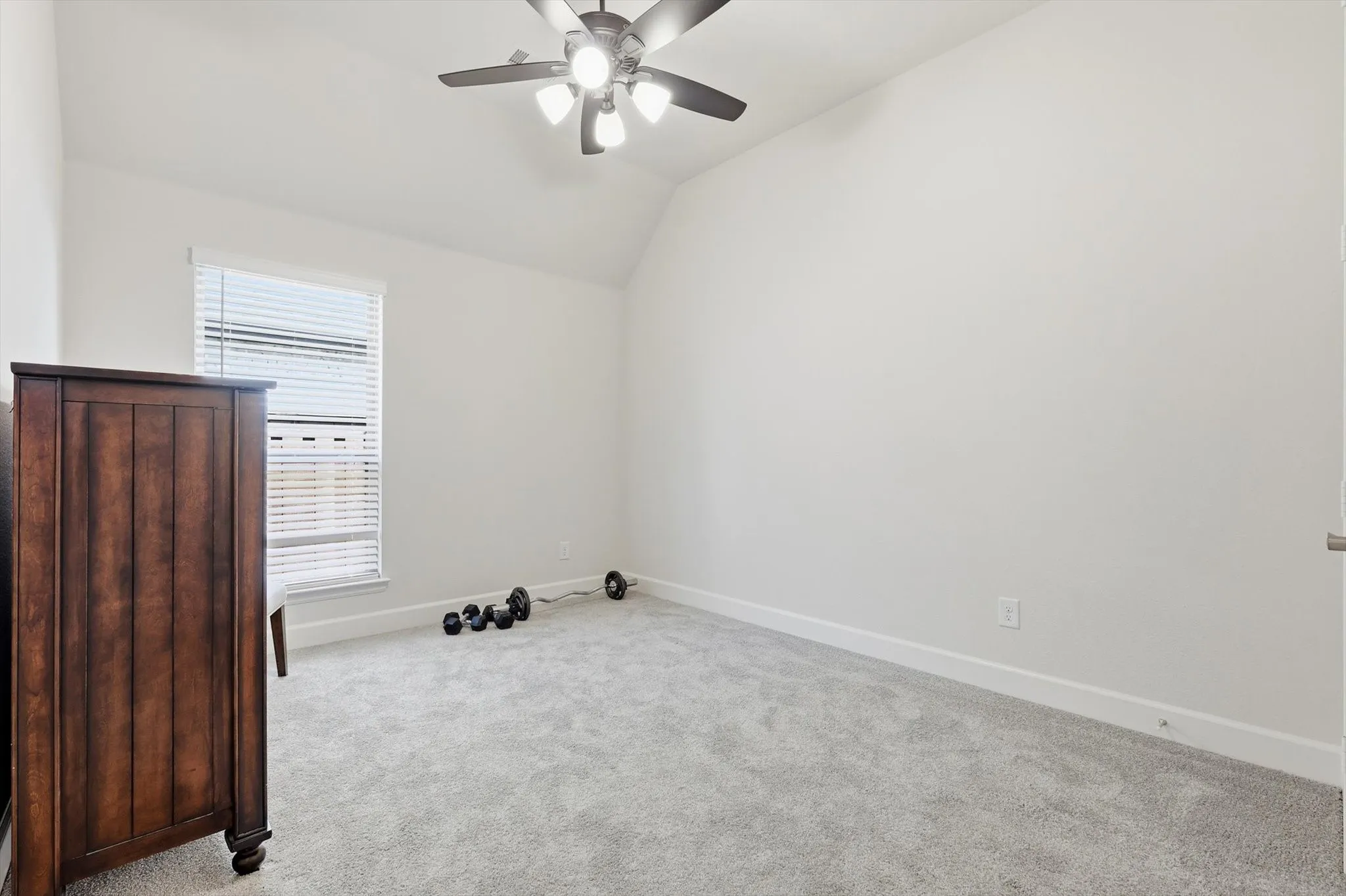 Single Family Residence For Sale in Rockwall County , 1917 Foothill Road, Rockwall, Texas 75087, 4 Bedroom, 4 Bathroom, 3 Garage spaces, 3,411 Sqft, built in 2025, mls#21351242, Real Estate Agent in Rockwall, Homes For Sale in Rockwall county, Homes For Sale in Rockwall, Realtor in Rockwall Texas, Real Estate Brokerage Independent Realty Texas, Luminita Cordes Realtor