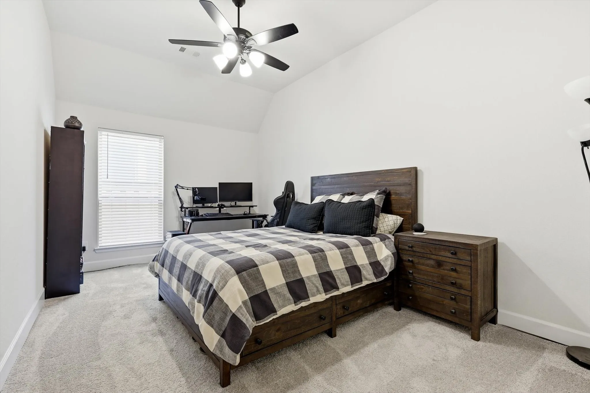 Single Family Residence For Sale in Rockwall County , 1917 Foothill Road, Rockwall, Texas 75087, 4 Bedroom, 4 Bathroom, 3 Garage spaces, 3,411 Sqft, built in 2025, mls#21351242, Real Estate Agent in Rockwall, Homes For Sale in Rockwall county, Homes For Sale in Rockwall, Realtor in Rockwall Texas, Real Estate Brokerage Independent Realty Texas, Luminita Cordes Realtor