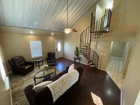 Single Family Residence For Sale in Erath County , 606 E Clifton Street, Stephenville, Texas 76401, 3 Bedroom, 3 Bathroom, Garage spaces, 1,320 Sqft, built in 2013, mls#21348892, Real Estate Agent in Stephenville, Homes For Sale in Erath county, Homes For Sale in Stephenville, Realtor in Stephenville Texas, Real Estate Brokerage Independent Realty Texas, Luminita Cordes Realtor