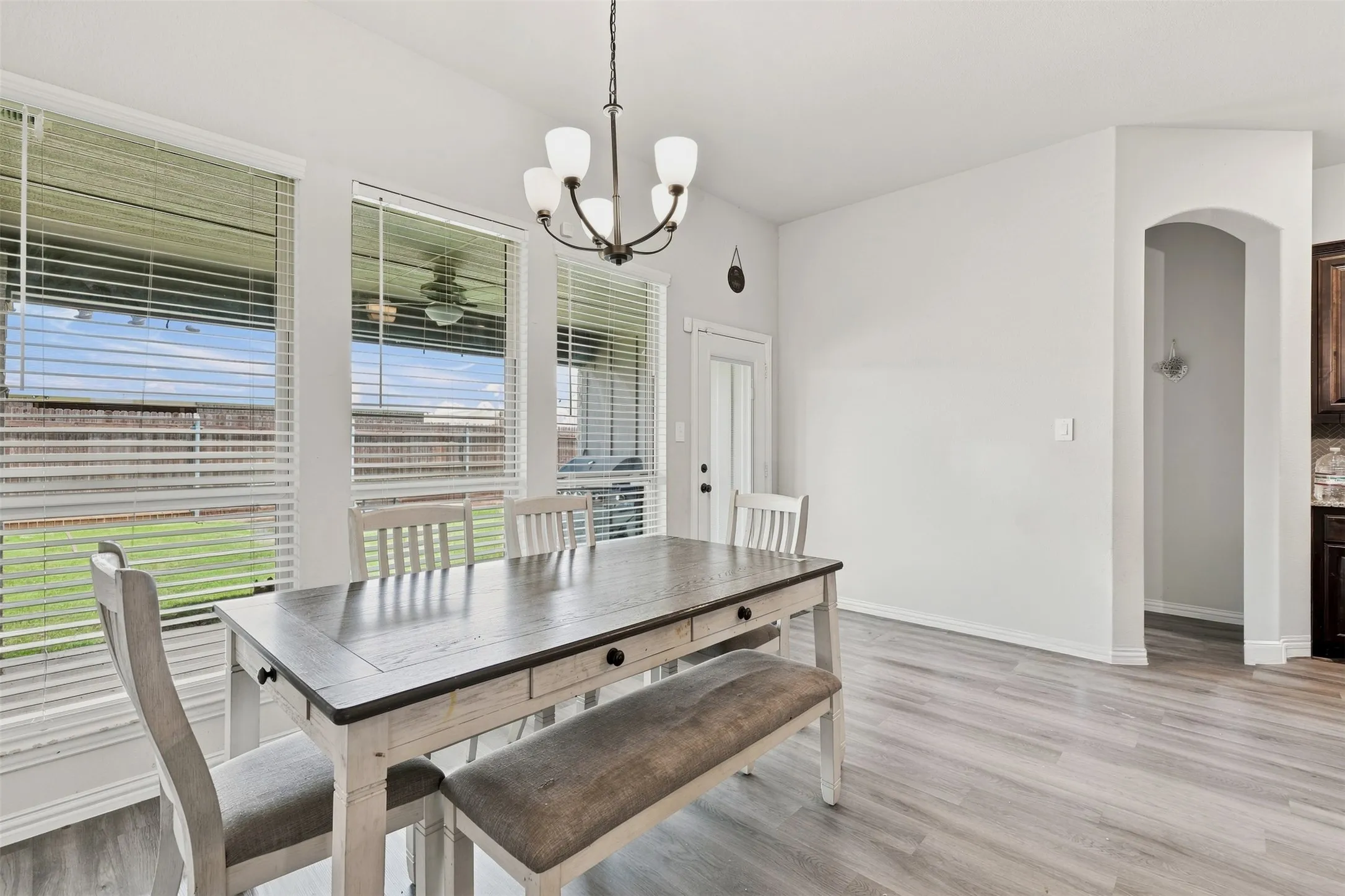 Single Family Residence For Sale in Tarrant County , 632 Steerman Court, Saginaw, Texas 76179, 4 Bedroom, 3 Bathroom, 2 Garage spaces, 2,151 Sqft, built in 2021, mls#21350558, Real Estate Agent in Saginaw, Homes For Sale in Tarrant county, Homes For Sale in Saginaw, Realtor in Saginaw Texas, Real Estate Brokerage Independent Realty Texas, Luminita Cordes Realtor