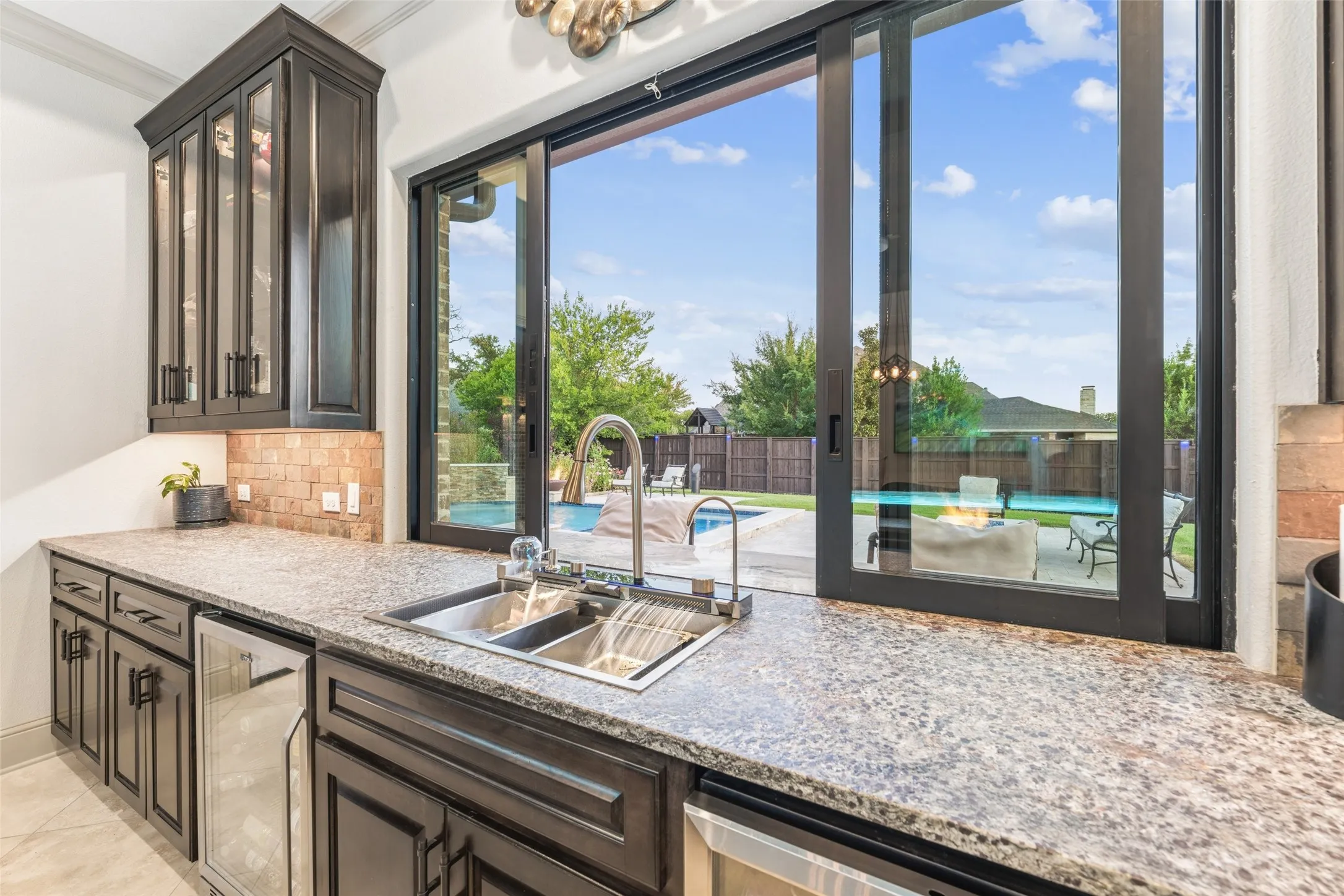Single Family Residence For Sale in Tarrant County , 809 Lyndsey Way, Colleyville, Texas 76034, 6 Bedroom, 6 Bathroom, 4 Garage spaces, 5,470 Sqft, built in 2017, mls#21337340, Real Estate Agent in Colleyville, Homes For Sale in Tarrant county, Homes For Sale in Colleyville, Realtor in Colleyville Texas, Real Estate Brokerage Independent Realty Texas, Luminita Cordes Realtor