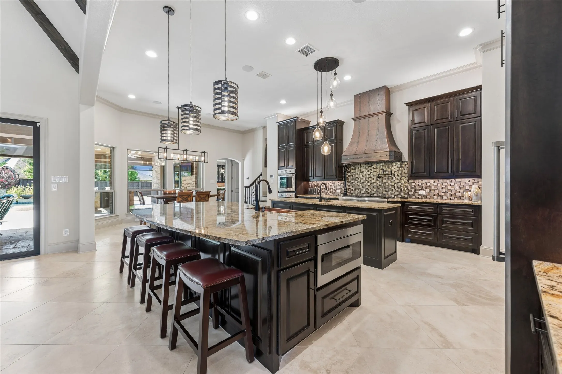 Single Family Residence For Sale in Tarrant County , 809 Lyndsey Way, Colleyville, Texas 76034, 6 Bedroom, 6 Bathroom, 4 Garage spaces, 5,470 Sqft, built in 2017, mls#21337340, Real Estate Agent in Colleyville, Homes For Sale in Tarrant county, Homes For Sale in Colleyville, Realtor in Colleyville Texas, Real Estate Brokerage Independent Realty Texas, Luminita Cordes Realtor