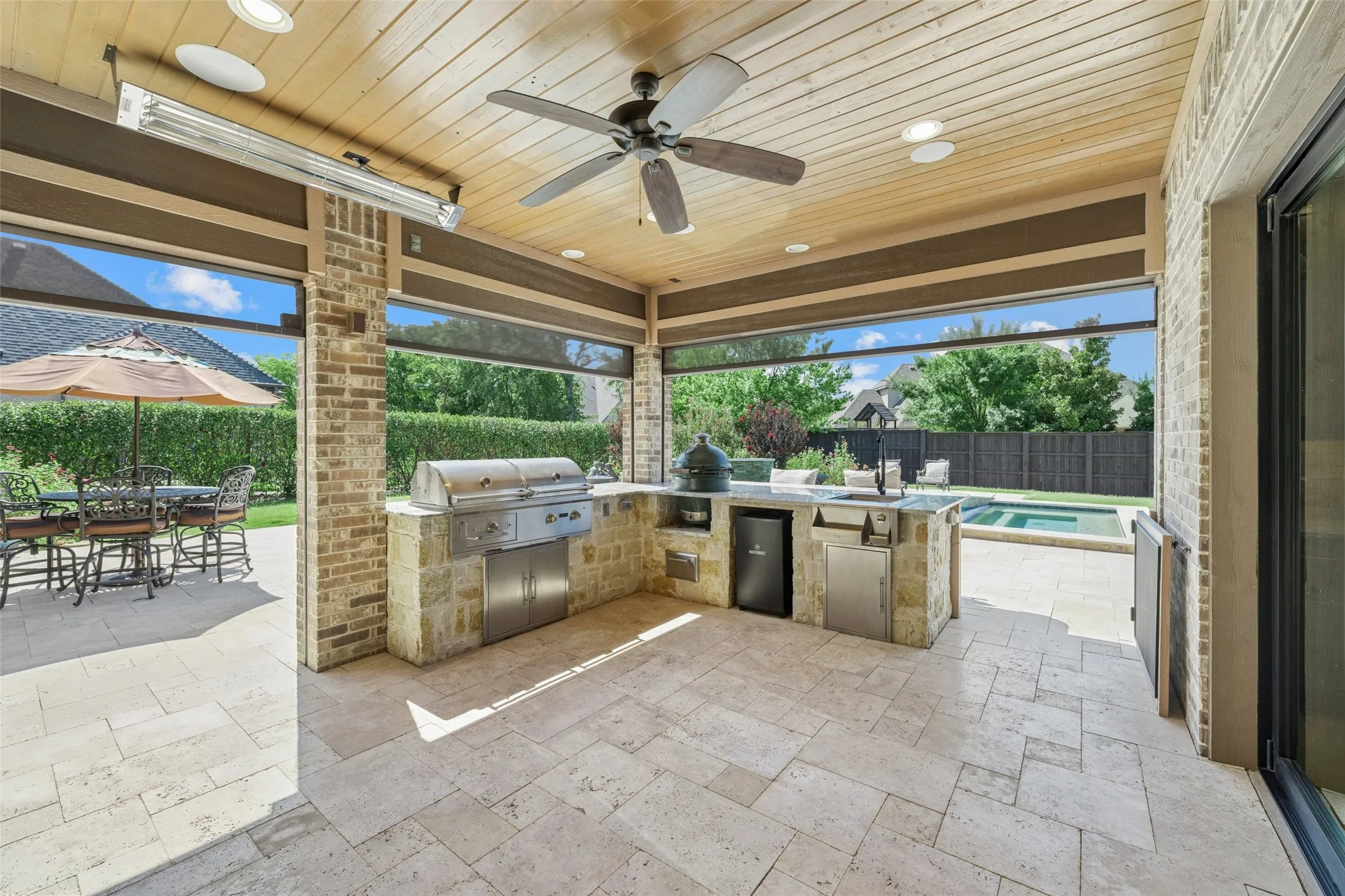 Single Family Residence For Sale in Tarrant County , 809 Lyndsey Way, Colleyville, Texas 76034, 6 Bedroom, 6 Bathroom, 4 Garage spaces, 5,470 Sqft, built in 2017, mls#21337340, Real Estate Agent in Colleyville, Homes For Sale in Tarrant county, Homes For Sale in Colleyville, Realtor in Colleyville Texas, Real Estate Brokerage Independent Realty Texas, Luminita Cordes Realtor