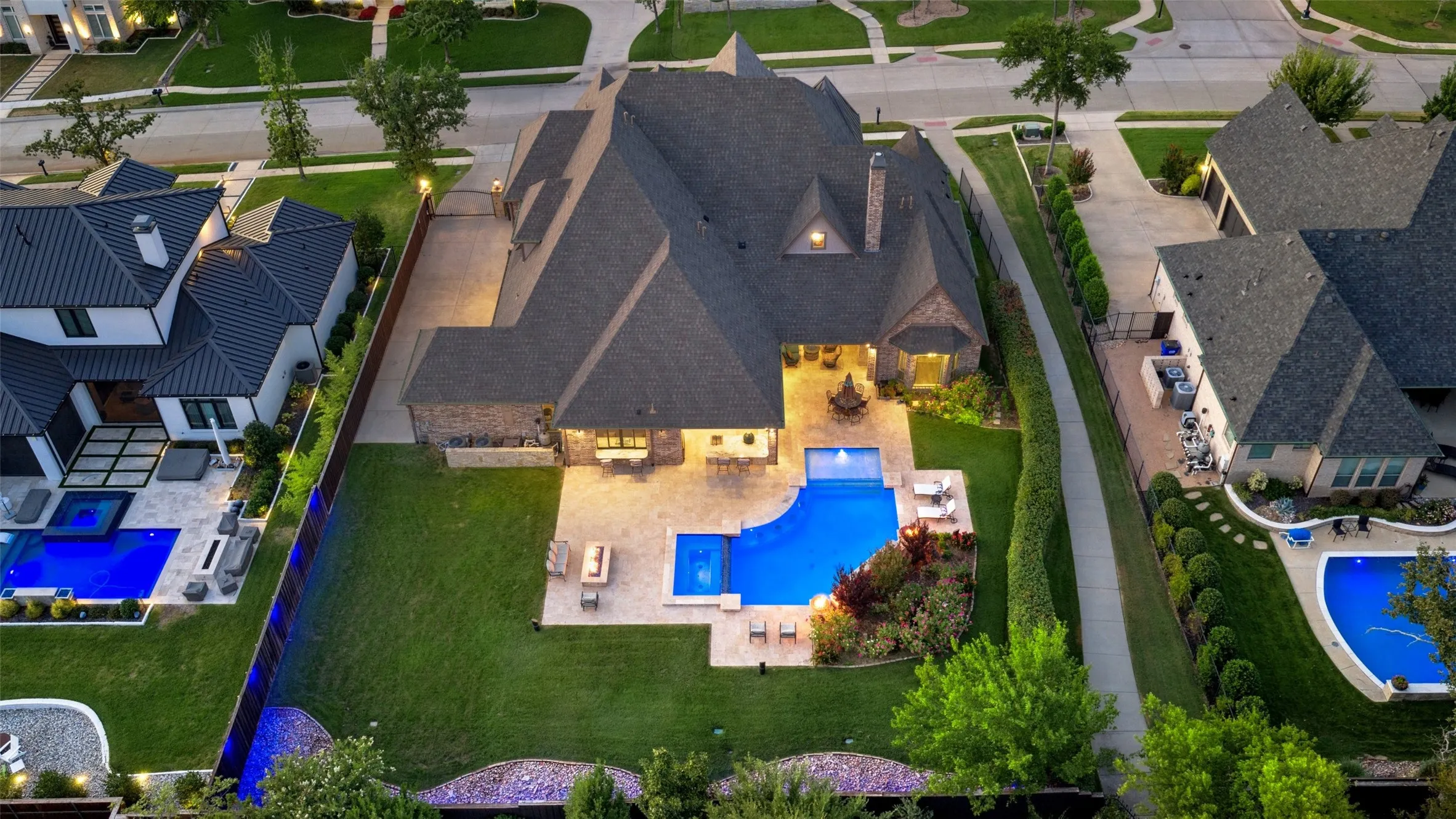 Single Family Residence For Sale in Tarrant County , 809 Lyndsey Way, Colleyville, Texas 76034, 6 Bedroom, 6 Bathroom, 4 Garage spaces, 5,470 Sqft, built in 2017, mls#21337340, Real Estate Agent in Colleyville, Homes For Sale in Tarrant county, Homes For Sale in Colleyville, Realtor in Colleyville Texas, Real Estate Brokerage Independent Realty Texas, Luminita Cordes Realtor