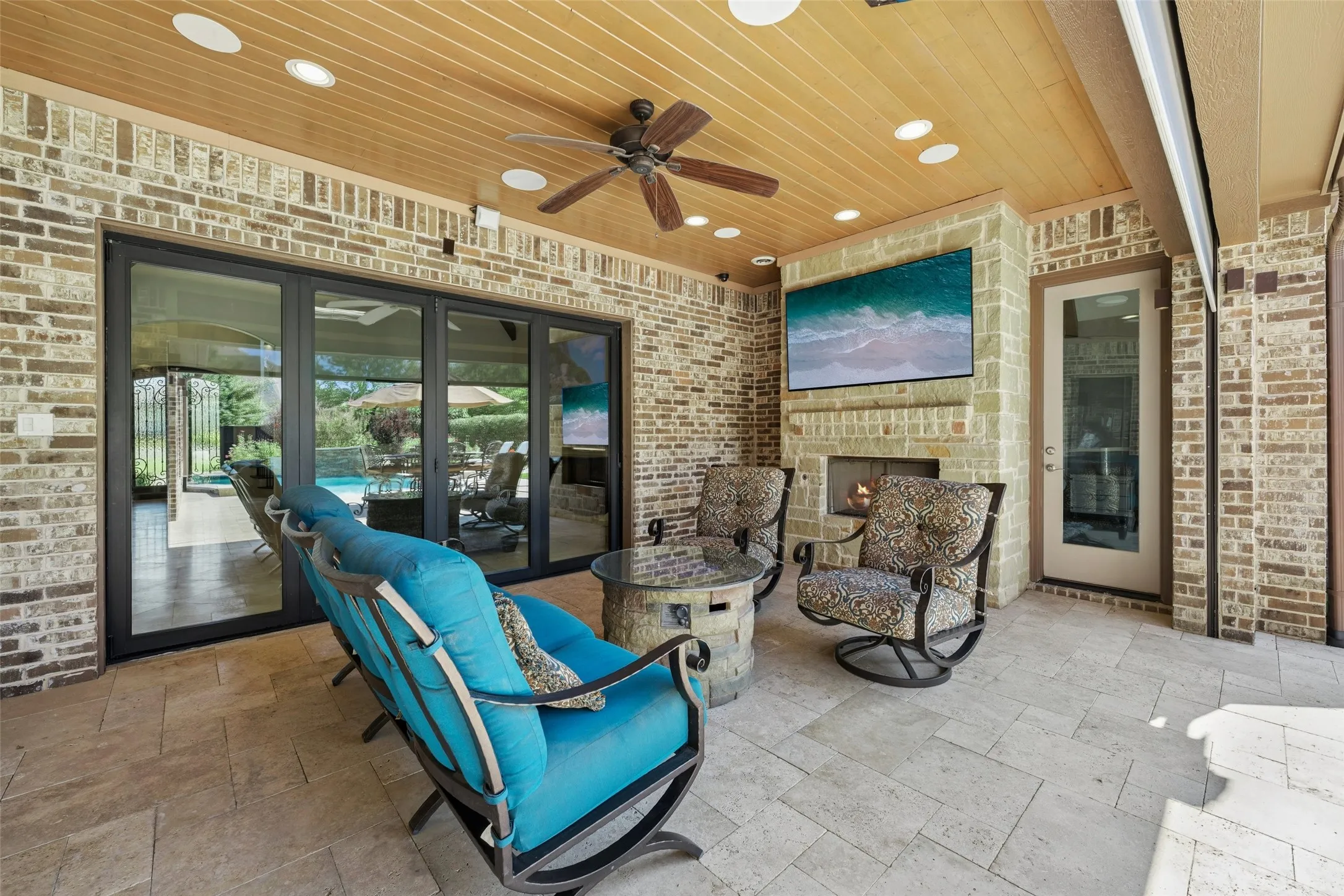 Single Family Residence For Sale in Tarrant County , 809 Lyndsey Way, Colleyville, Texas 76034, 6 Bedroom, 6 Bathroom, 4 Garage spaces, 5,470 Sqft, built in 2017, mls#21337340, Real Estate Agent in Colleyville, Homes For Sale in Tarrant county, Homes For Sale in Colleyville, Realtor in Colleyville Texas, Real Estate Brokerage Independent Realty Texas, Luminita Cordes Realtor