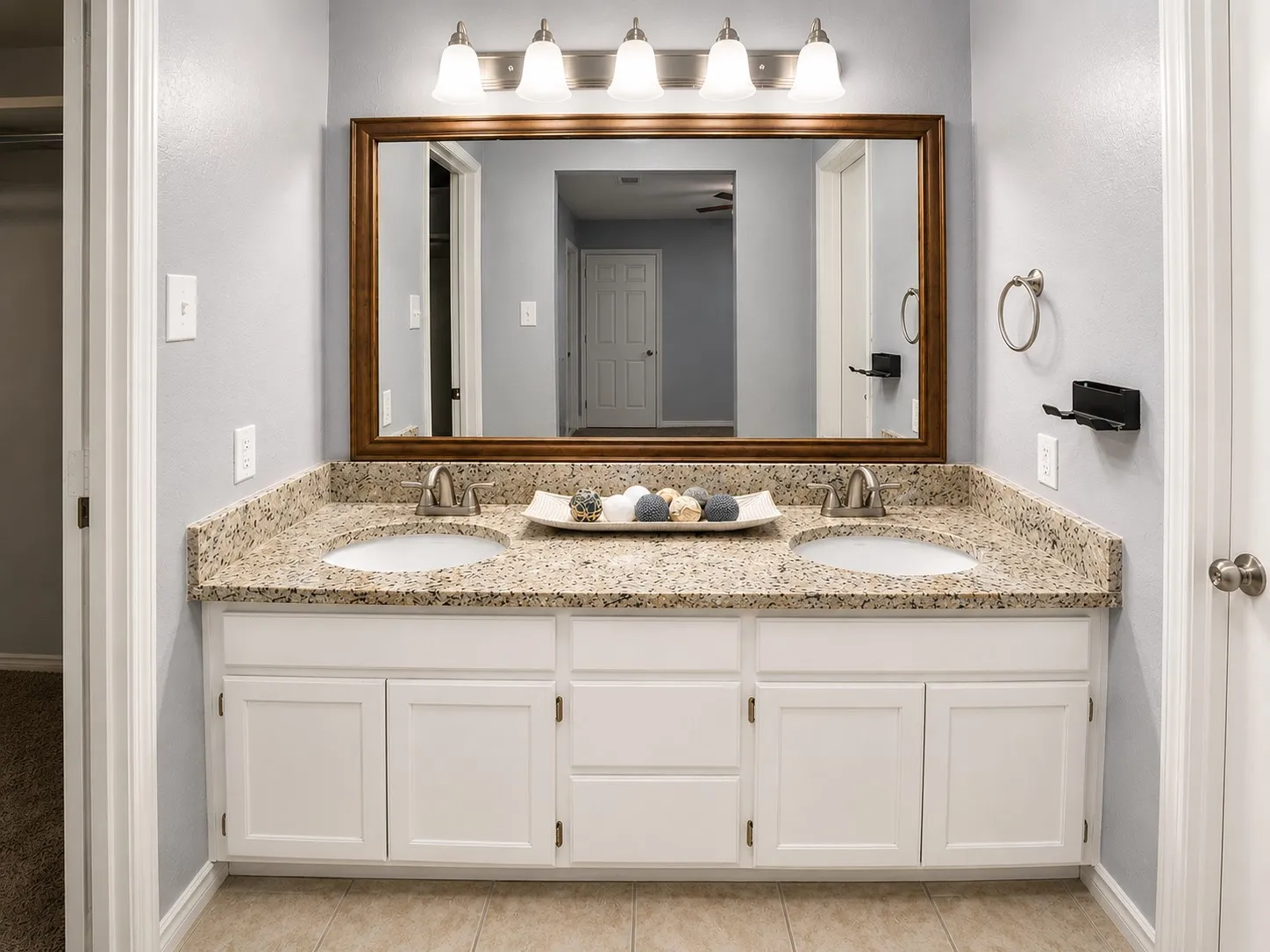 Master bath sink