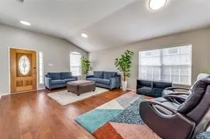 Single Family Residence For Rent in Collin County , 9308 Yorktown Street, Mc Kinney, Texas 75071, 4 Bedroom, 2 Bathroom, 2 Garage spaces, 2,065 Sqft, built in 2001, mls#21351851, Real Estate Agent in Mc Kinney, Homes For Rent in Collin county, Homes For Rent in Mc Kinney, Realtor in Mc Kinney Texas, Real Estate Brokerage Independent Realty Texas, Luminita Cordes Realtor