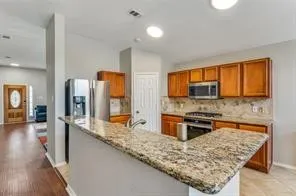 Single Family Residence For Rent in Collin County , 9308 Yorktown Street, Mc Kinney, Texas 75071, 4 Bedroom, 2 Bathroom, 2 Garage spaces, 2,065 Sqft, built in 2001, mls#21351851, Real Estate Agent in Mc Kinney, Homes For Rent in Collin county, Homes For Rent in Mc Kinney, Realtor in Mc Kinney Texas, Real Estate Brokerage Independent Realty Texas, Luminita Cordes Realtor