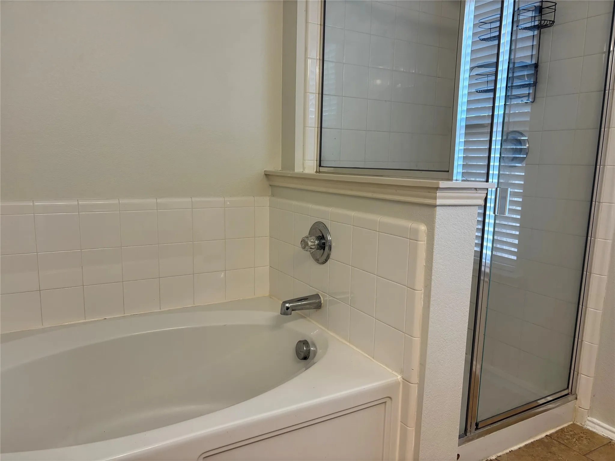 Single Family Residence For Rent in Denton County , 1657 S Knight Trail, Little Elm, Texas 75036, 3 Bedroom, 2 Bathroom, 2 Garage spaces, 1,571 Sqft, built in 2005, mls#21351858, Real Estate Agent in Little Elm, Homes For Rent in Denton county, Homes For Rent in Little Elm, Realtor in Little Elm Texas, Real Estate Brokerage Independent Realty Texas, Luminita Cordes Realtor