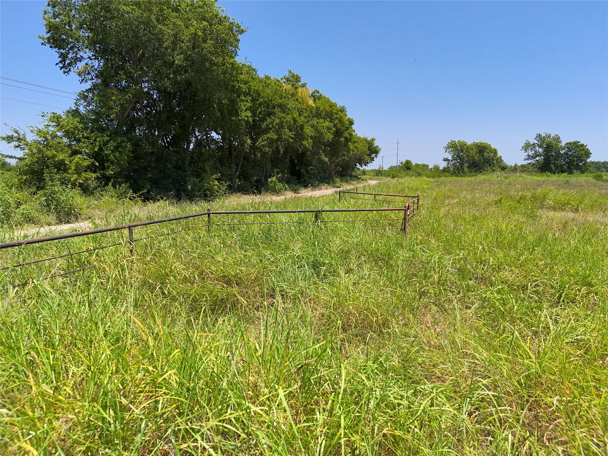 Unimproved Land For Sale in Lamar County , 0018 S Collegiate, Paris, Texas 75462, 0, 0, Garage spaces, 0 Sqft, built in 0, mls#21351862, Real Estate Agent in Paris, Homes For Sale in Lamar county, Homes For Sale in Paris, Realtor in Paris Texas, Real Estate Brokerage Independent Realty Texas, Luminita Cordes Realtor