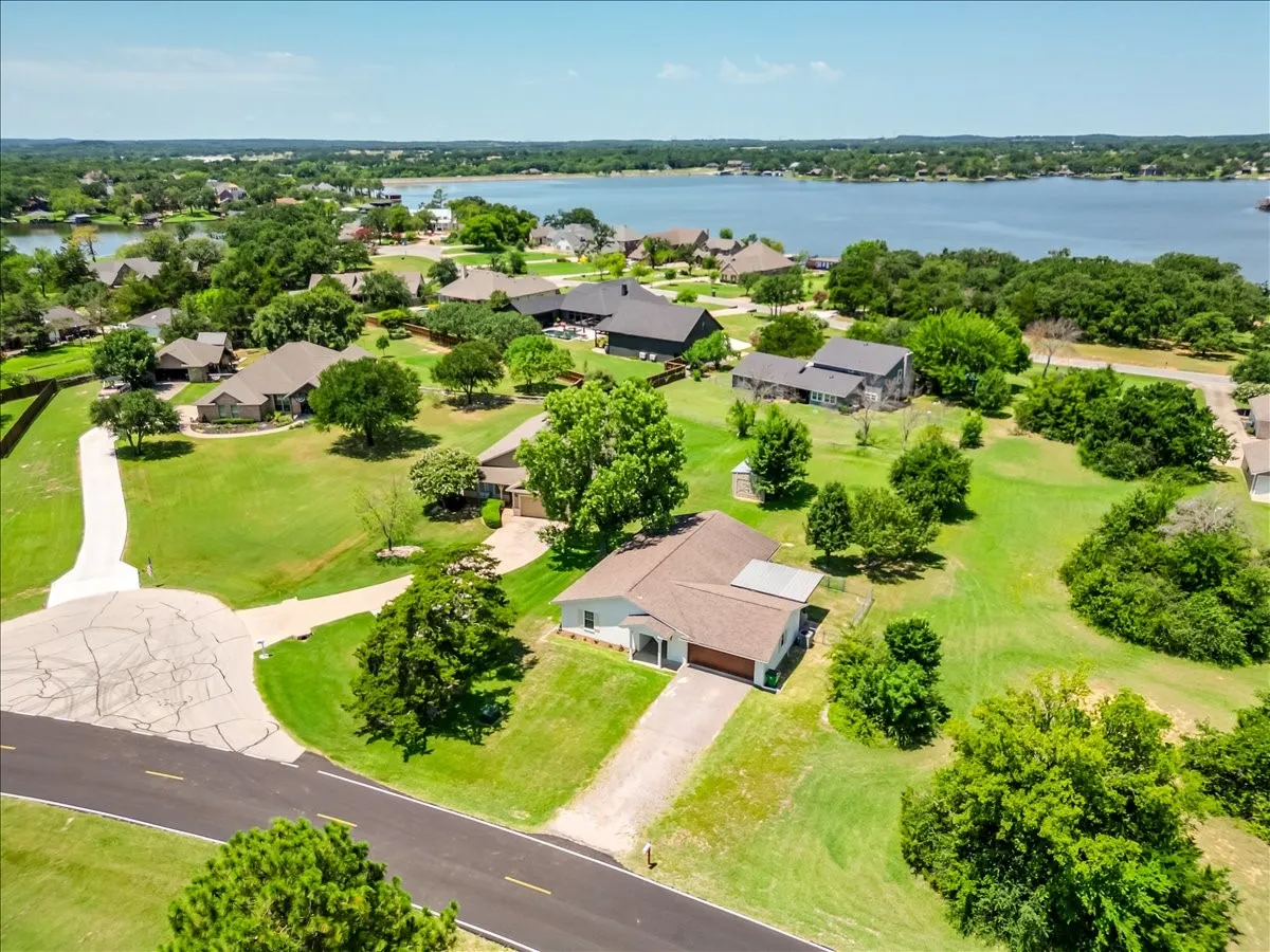 Single Family Residence For Sale in Cooke County , 104 Pontiac Drive, Lake Kiowa, Texas 76240, 3 Bedrooms, 2 Bathrooms, 2 Garage spaces, 1,515 Sqft, built in 1975, Price $405,000, mls#21341011, Real Estate Agent in Lake Kiowa, Homes For Sale in Cooke county, Homes For Sale in Lake Kiowa, Realtor in Lake Kiowa Texas, Real Estate Brokerage Independent Realty Texas, Luminita Cordes Realtor