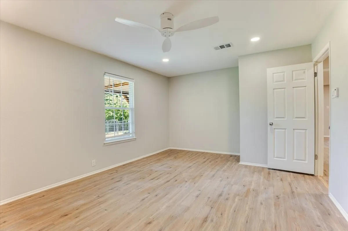 Single Family Residence For Sale in Cooke County , 104 Pontiac Drive, Lake Kiowa, Texas 76240, 3 Bedrooms, 2 Bathrooms, 2 Garage spaces, 1,515 Sqft, built in 1975, Price $405,000, mls#21341011, Real Estate Agent in Lake Kiowa, Homes For Sale in Cooke county, Homes For Sale in Lake Kiowa, Realtor in Lake Kiowa Texas, Real Estate Brokerage Independent Realty Texas, Luminita Cordes Realtor