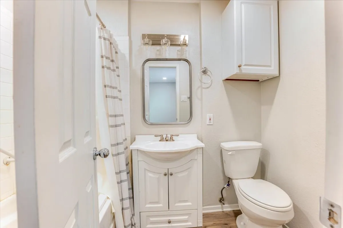 Single Family Residence For Sale in Cooke County , 104 Pontiac Drive, Lake Kiowa, Texas 76240, 3 Bedrooms, 2 Bathrooms, 2 Garage spaces, 1,515 Sqft, built in 1975, Price $405,000, mls#21341011, Real Estate Agent in Lake Kiowa, Homes For Sale in Cooke county, Homes For Sale in Lake Kiowa, Realtor in Lake Kiowa Texas, Real Estate Brokerage Independent Realty Texas, Luminita Cordes Realtor