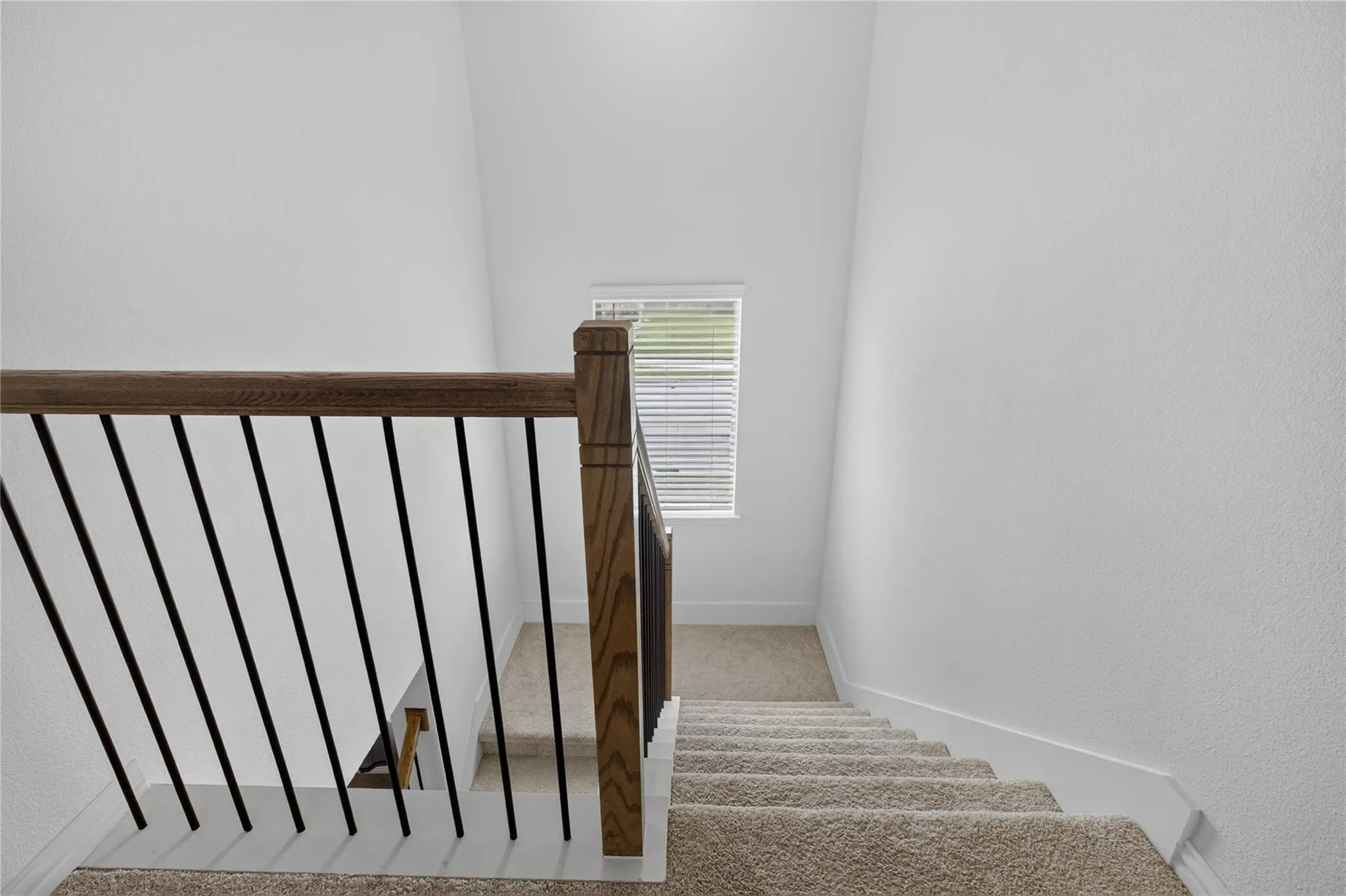 Single Family Residence For Rent in Tarrant County , 4829 Porque Court, Fort Worth, Texas 76244, 4 Bedroom, 3 Bathroom, 2 Garage spaces, 2,559 Sqft, built in 2021, mls#21351786, Real Estate Agent in Fort Worth, Homes For Rent in Tarrant county, Homes For Rent in Fort Worth, Realtor in Fort Worth Texas, Real Estate Brokerage Independent Realty Texas, Luminita Cordes Realtor