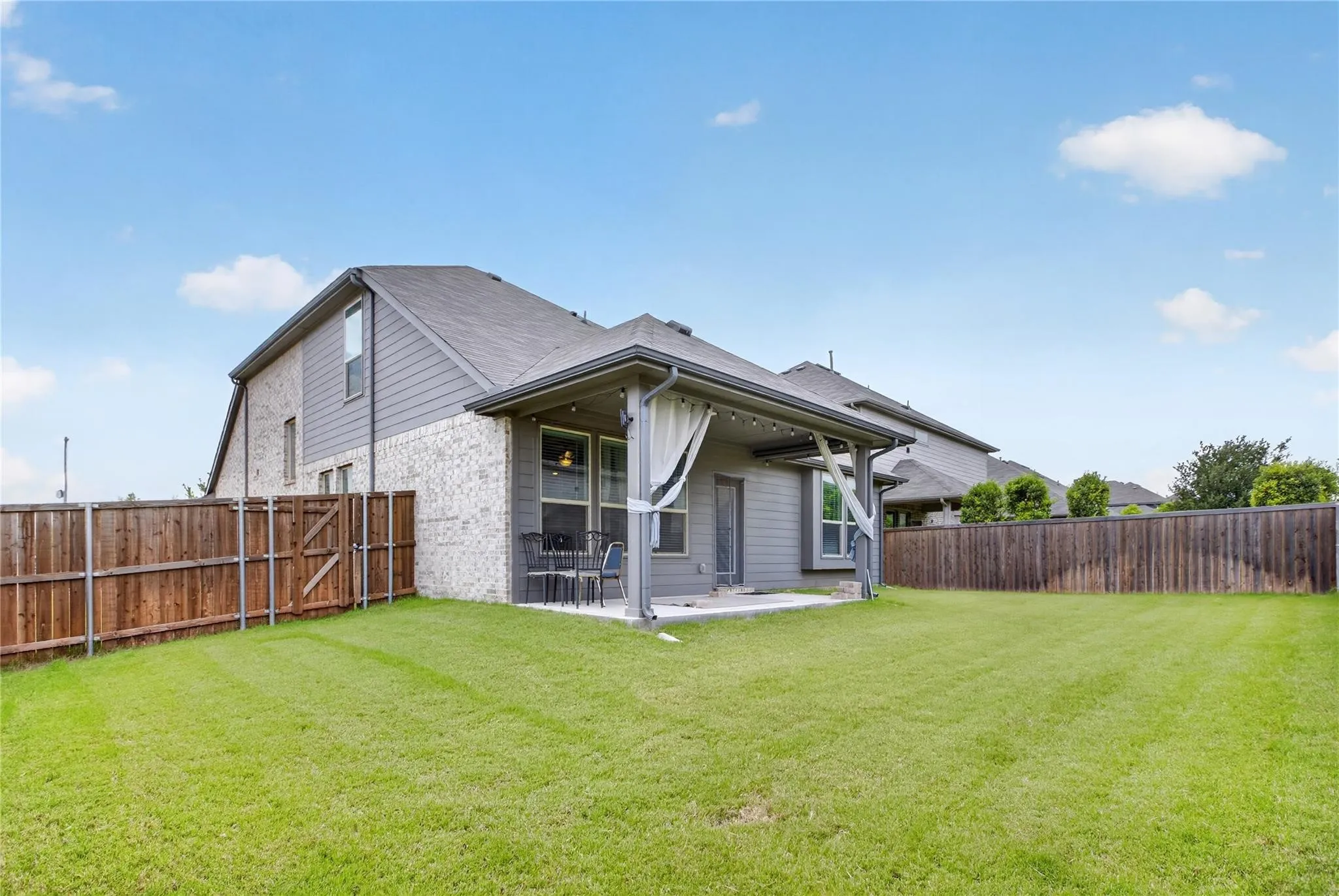 Single Family Residence For Rent in Tarrant County , 4829 Porque Court, Fort Worth, Texas 76244, 4 Bedroom, 3 Bathroom, 2 Garage spaces, 2,559 Sqft, built in 2021, mls#21351786, Real Estate Agent in Fort Worth, Homes For Rent in Tarrant county, Homes For Rent in Fort Worth, Realtor in Fort Worth Texas, Real Estate Brokerage Independent Realty Texas, Luminita Cordes Realtor