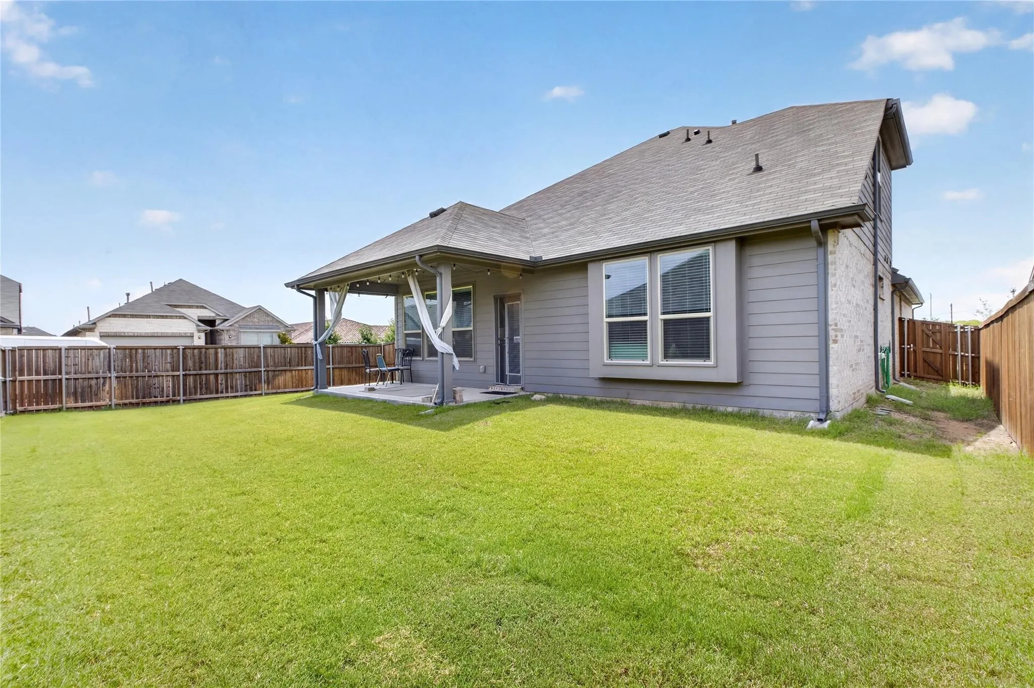 Single Family Residence For Rent in Tarrant County , 4829 Porque Court, Fort Worth, Texas 76244, 4 Bedroom, 3 Bathroom, 2 Garage spaces, 2,559 Sqft, built in 2021, mls#21351786, Real Estate Agent in Fort Worth, Homes For Rent in Tarrant county, Homes For Rent in Fort Worth, Realtor in Fort Worth Texas, Real Estate Brokerage Independent Realty Texas, Luminita Cordes Realtor