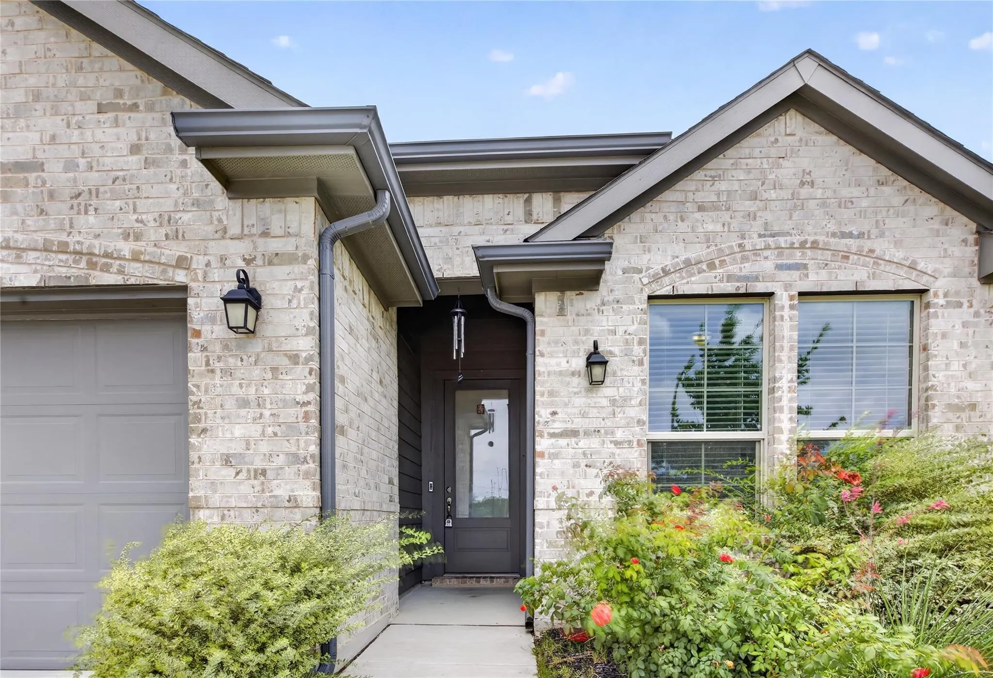 Single Family Residence For Rent in Tarrant County , 4829 Porque Court, Fort Worth, Texas 76244, 4 Bedroom, 3 Bathroom, 2 Garage spaces, 2,559 Sqft, built in 2021, mls#21351786, Real Estate Agent in Fort Worth, Homes For Rent in Tarrant county, Homes For Rent in Fort Worth, Realtor in Fort Worth Texas, Real Estate Brokerage Independent Realty Texas, Luminita Cordes Realtor