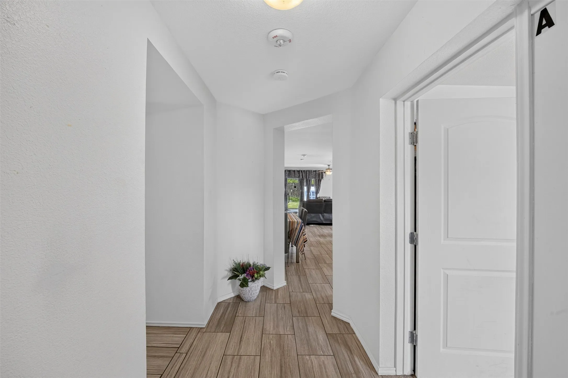 Single Family Residence For Sale in Dallas County , 119 Matamoros Street, Grand Prairie, Texas 75051, 4 Bedroom, 2 Bathroom, 2 Garage spaces, 1,920 Sqft, built in 2007, mls#21335213, Real Estate Agent in Grand Prairie, Homes For Sale in Dallas county, Homes For Sale in Grand Prairie, Realtor in Grand Prairie Texas, Real Estate Brokerage Independent Realty Texas, Luminita Cordes Realtor