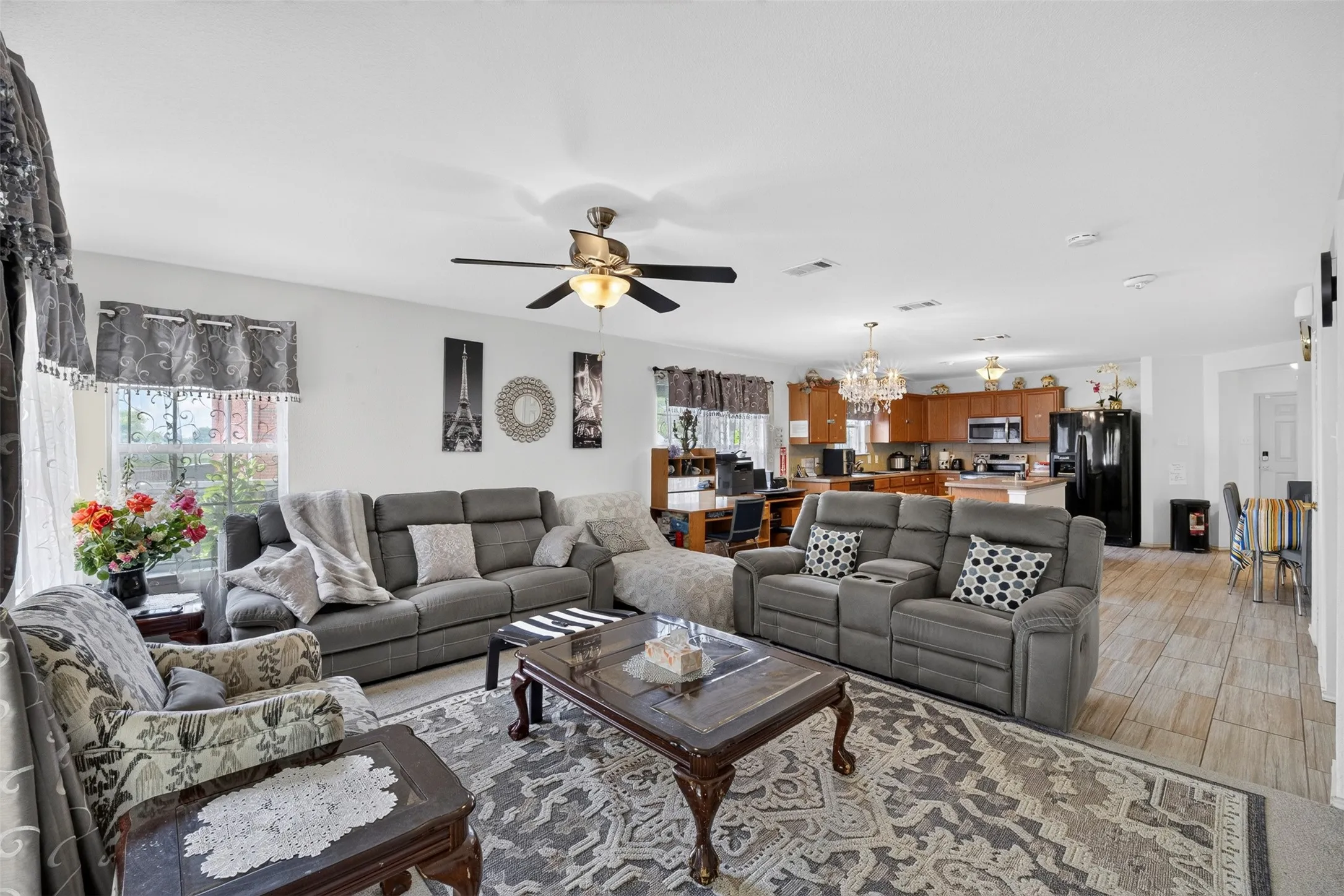 Single Family Residence For Sale in Dallas County , 119 Matamoros Street, Grand Prairie, Texas 75051, 4 Bedroom, 2 Bathroom, 2 Garage spaces, 1,920 Sqft, built in 2007, mls#21335213, Real Estate Agent in Grand Prairie, Homes For Sale in Dallas county, Homes For Sale in Grand Prairie, Realtor in Grand Prairie Texas, Real Estate Brokerage Independent Realty Texas, Luminita Cordes Realtor