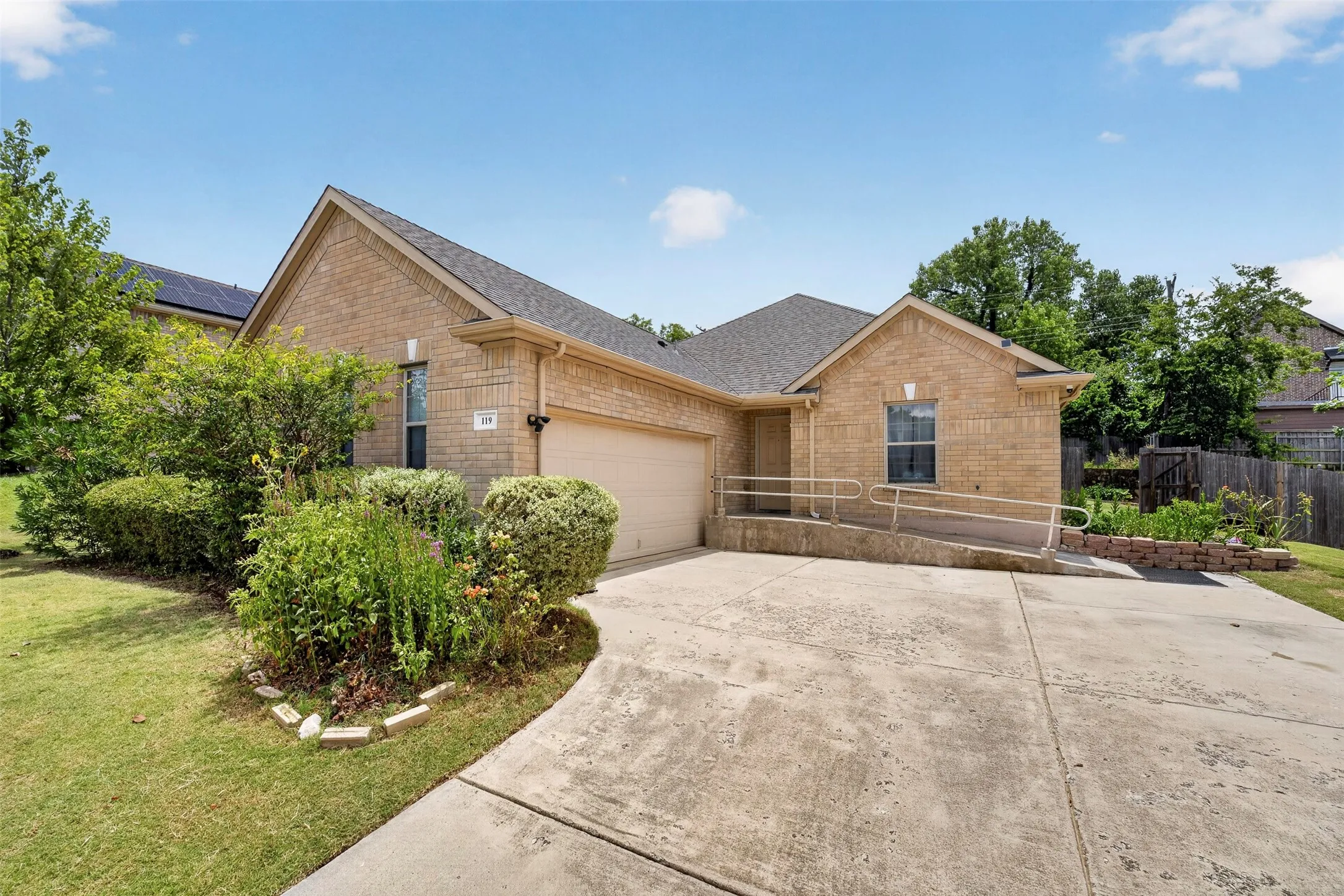 Single Family Residence For Sale in Dallas County , 119 Matamoros Street, Grand Prairie, Texas 75051, 4 Bedroom, 2 Bathroom, 2 Garage spaces, 1,920 Sqft, built in 2007, mls#21335213, Real Estate Agent in Grand Prairie, Homes For Sale in Dallas county, Homes For Sale in Grand Prairie, Realtor in Grand Prairie Texas, Real Estate Brokerage Independent Realty Texas, Luminita Cordes Realtor
