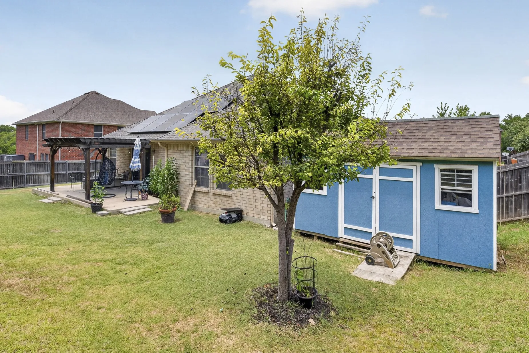 Single Family Residence For Sale in Dallas County , 119 Matamoros Street, Grand Prairie, Texas 75051, 4 Bedroom, 2 Bathroom, 2 Garage spaces, 1,920 Sqft, built in 2007, mls#21335213, Real Estate Agent in Grand Prairie, Homes For Sale in Dallas county, Homes For Sale in Grand Prairie, Realtor in Grand Prairie Texas, Real Estate Brokerage Independent Realty Texas, Luminita Cordes Realtor